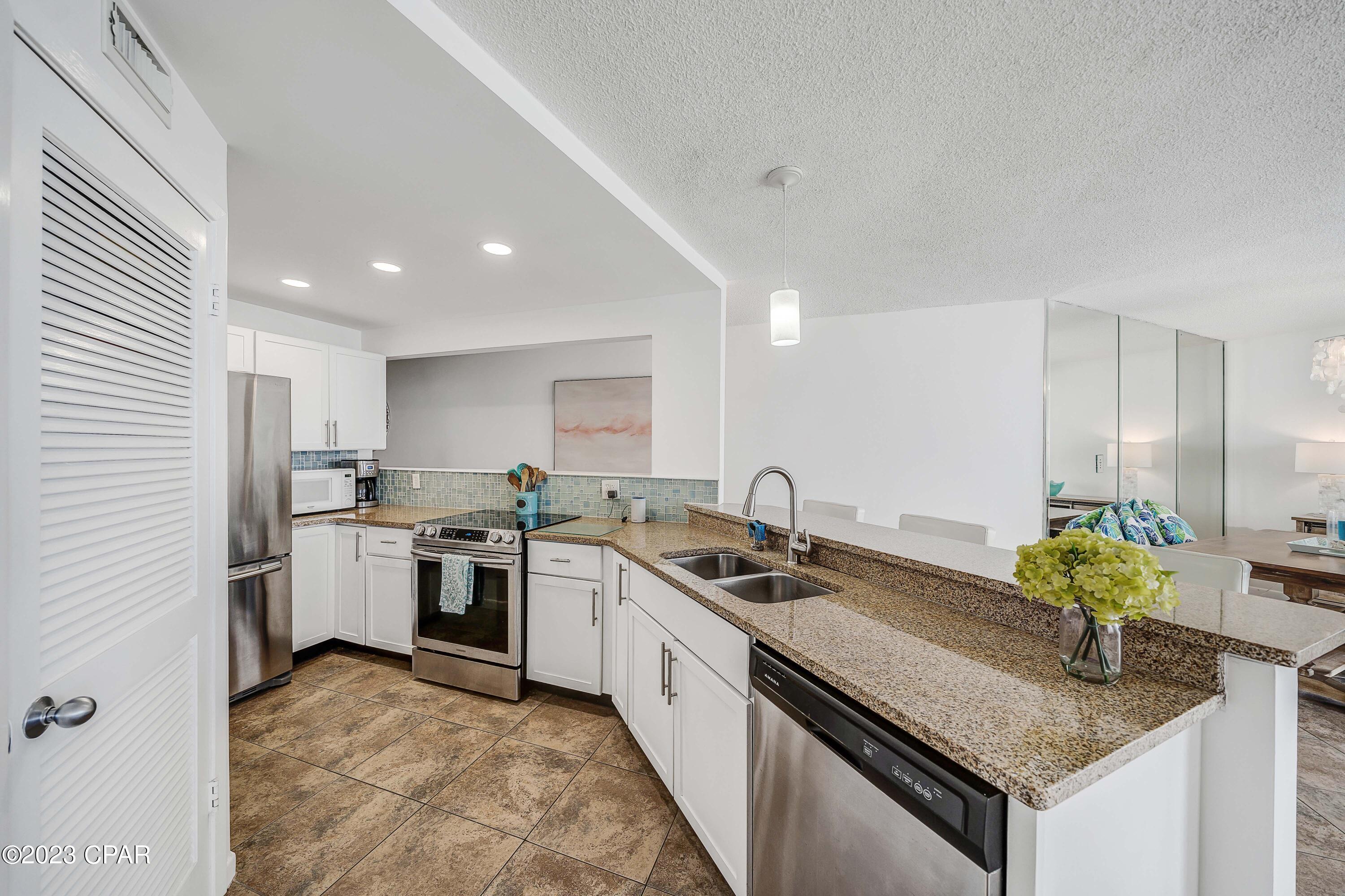 Aquavista Condo - Residential