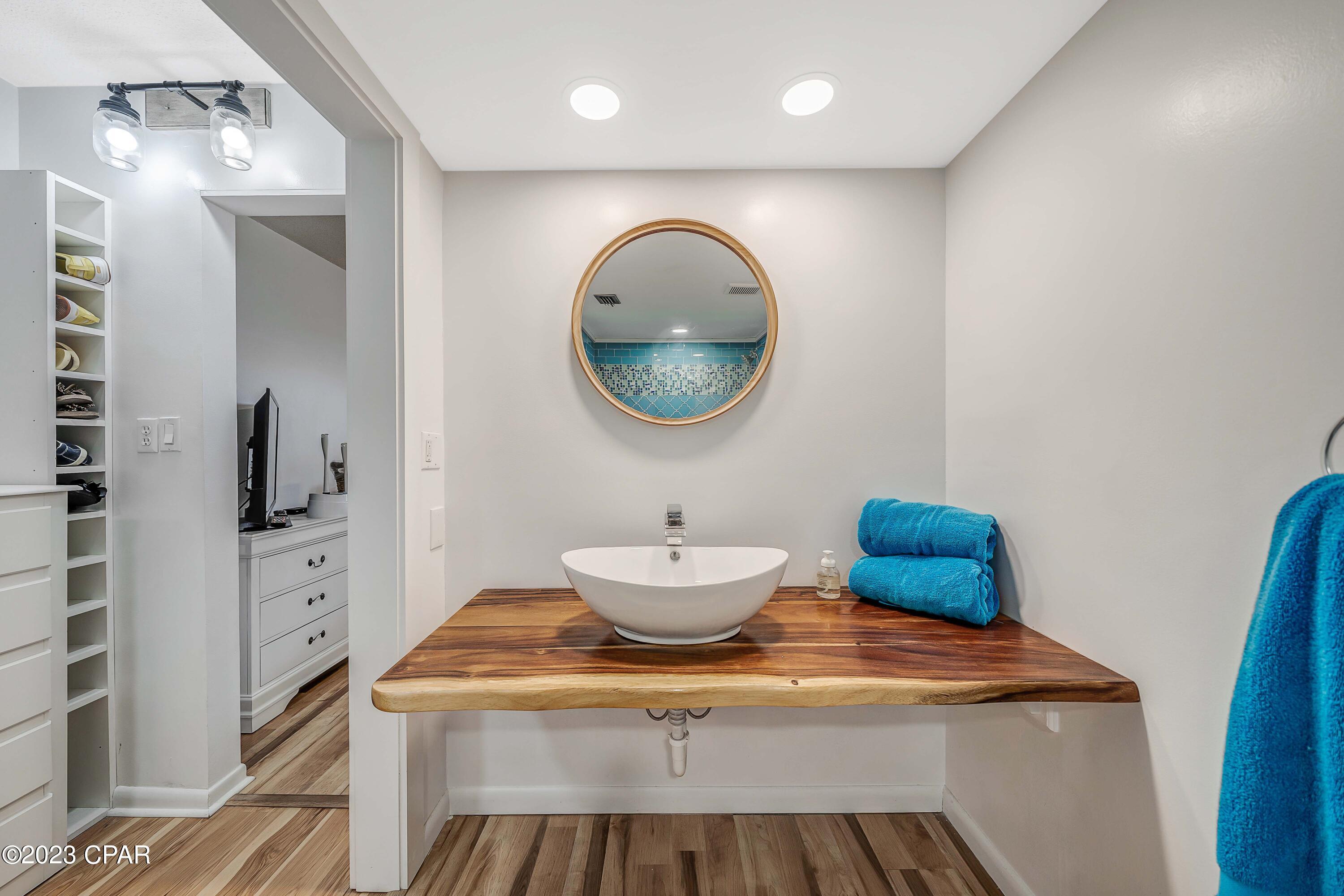 Aquavista Condo - Residential