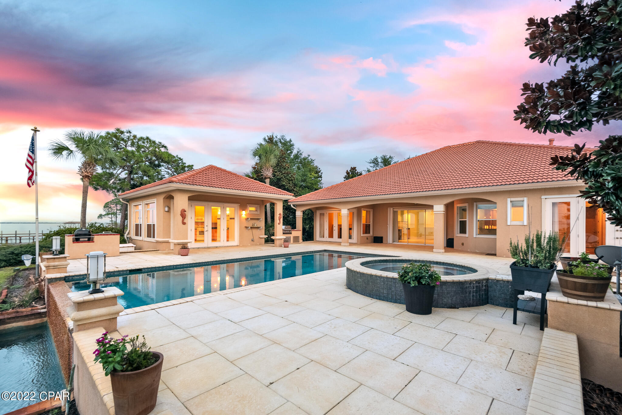 Emerald Bay - Residential