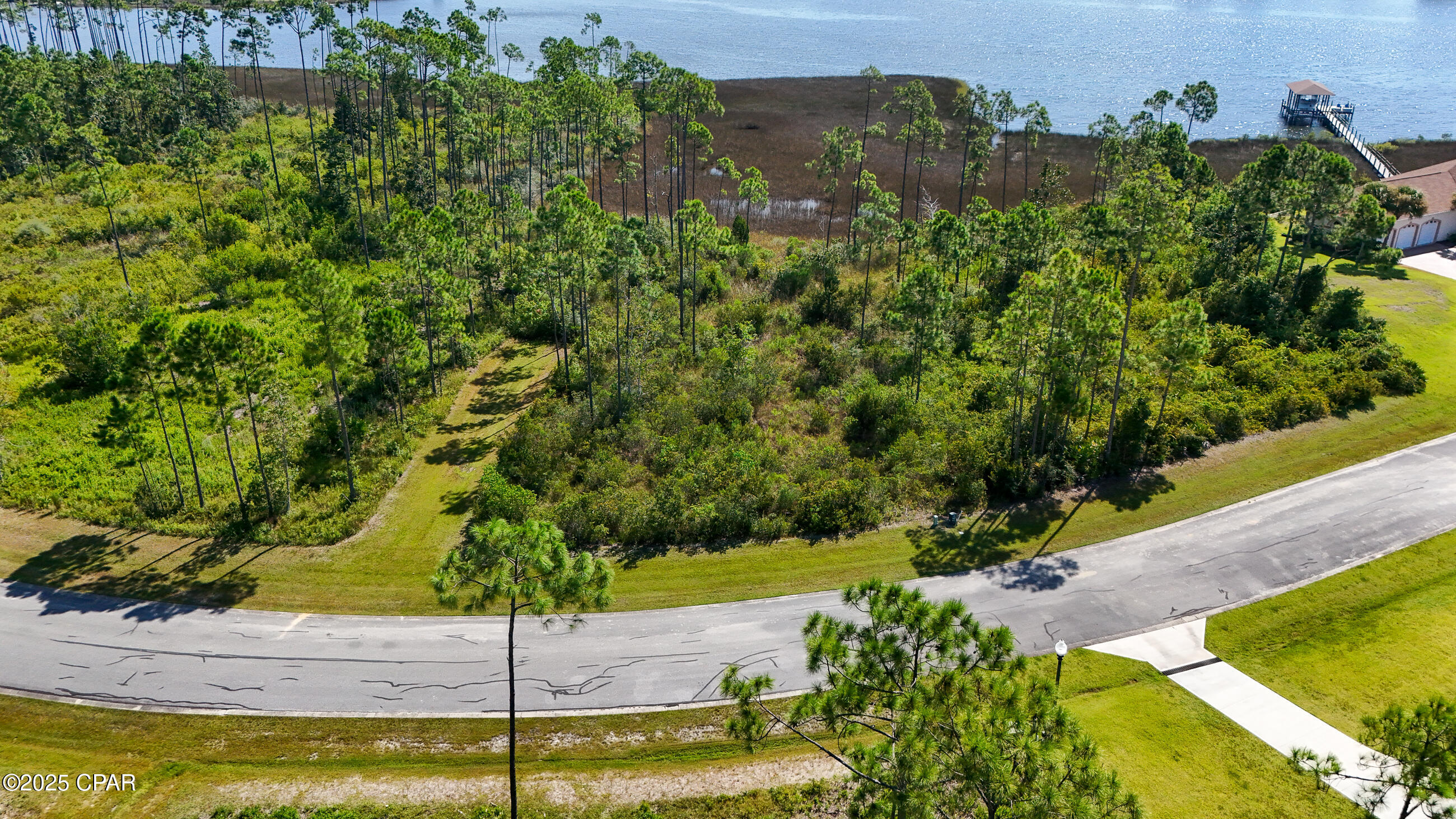 Laird Bayou - Land