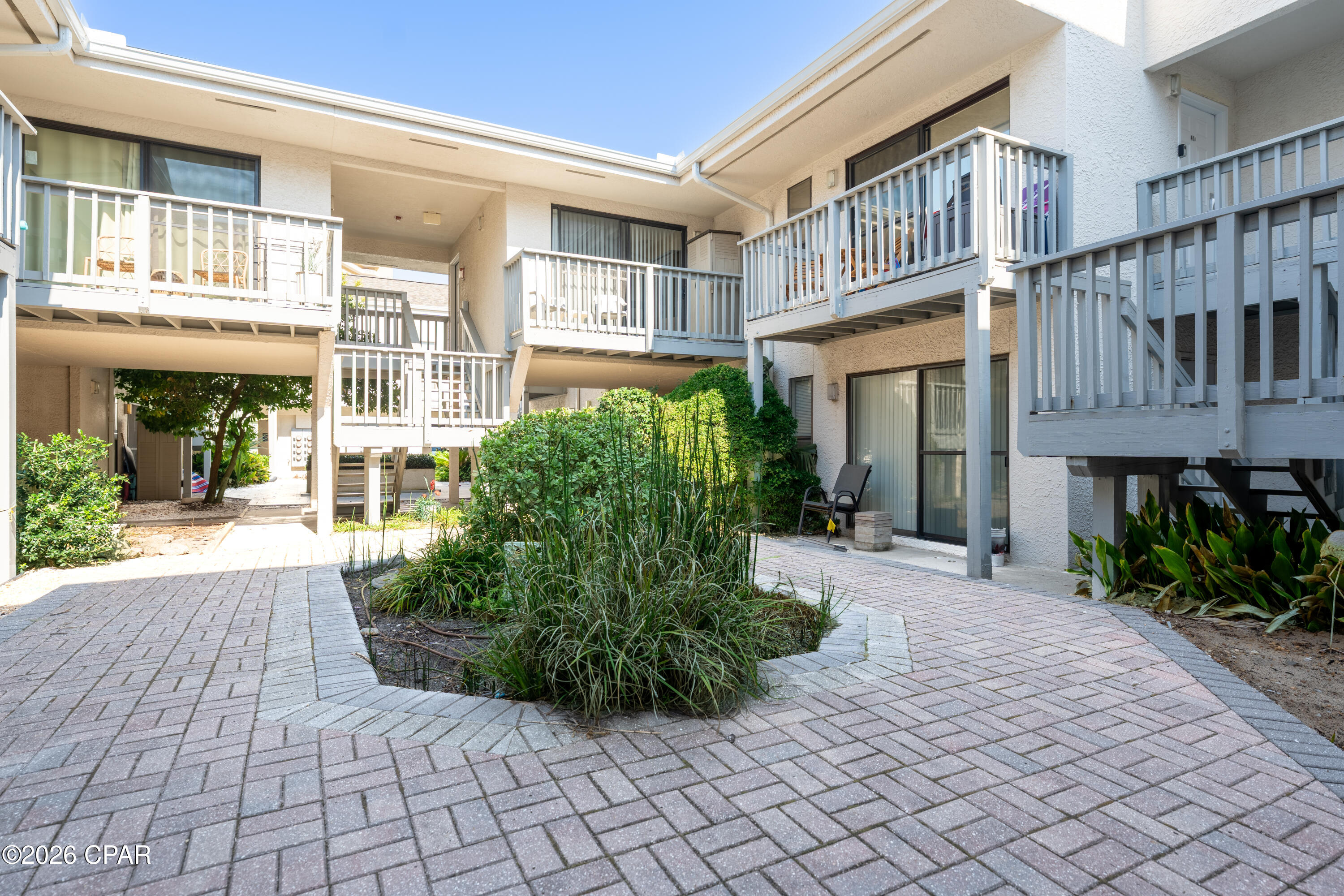 Endless Summer I - Residential