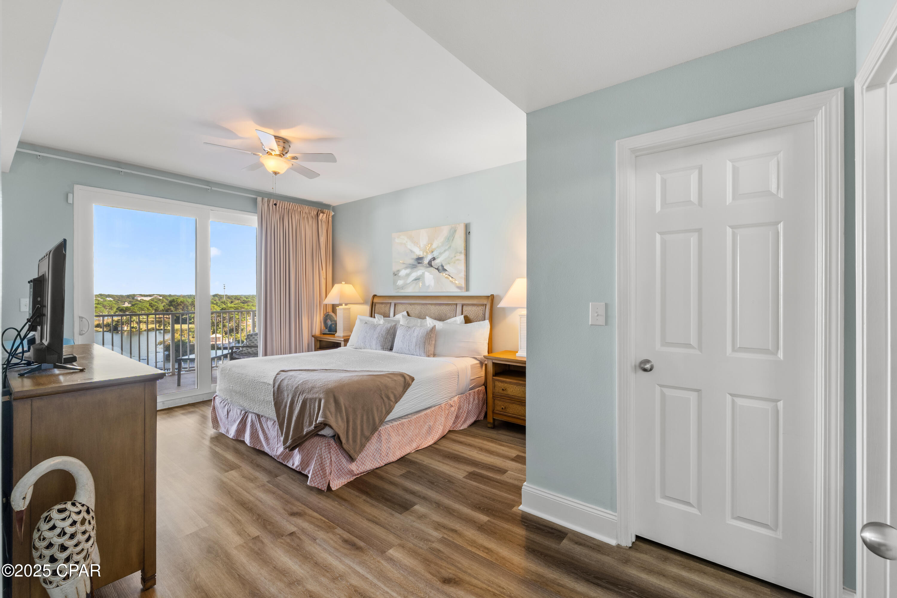 Laketown Wharf - Residential