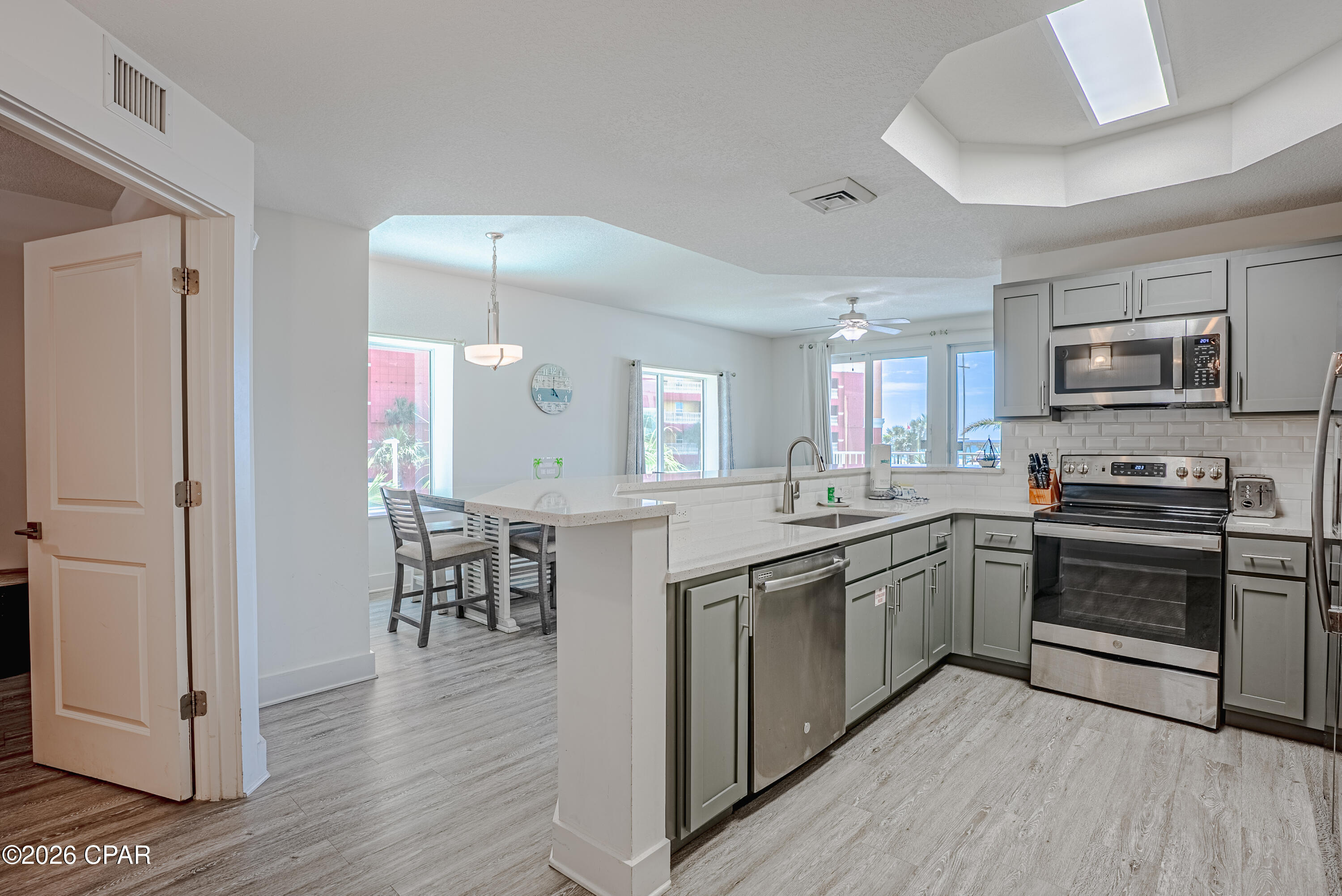 Calypso Towers III - Residential