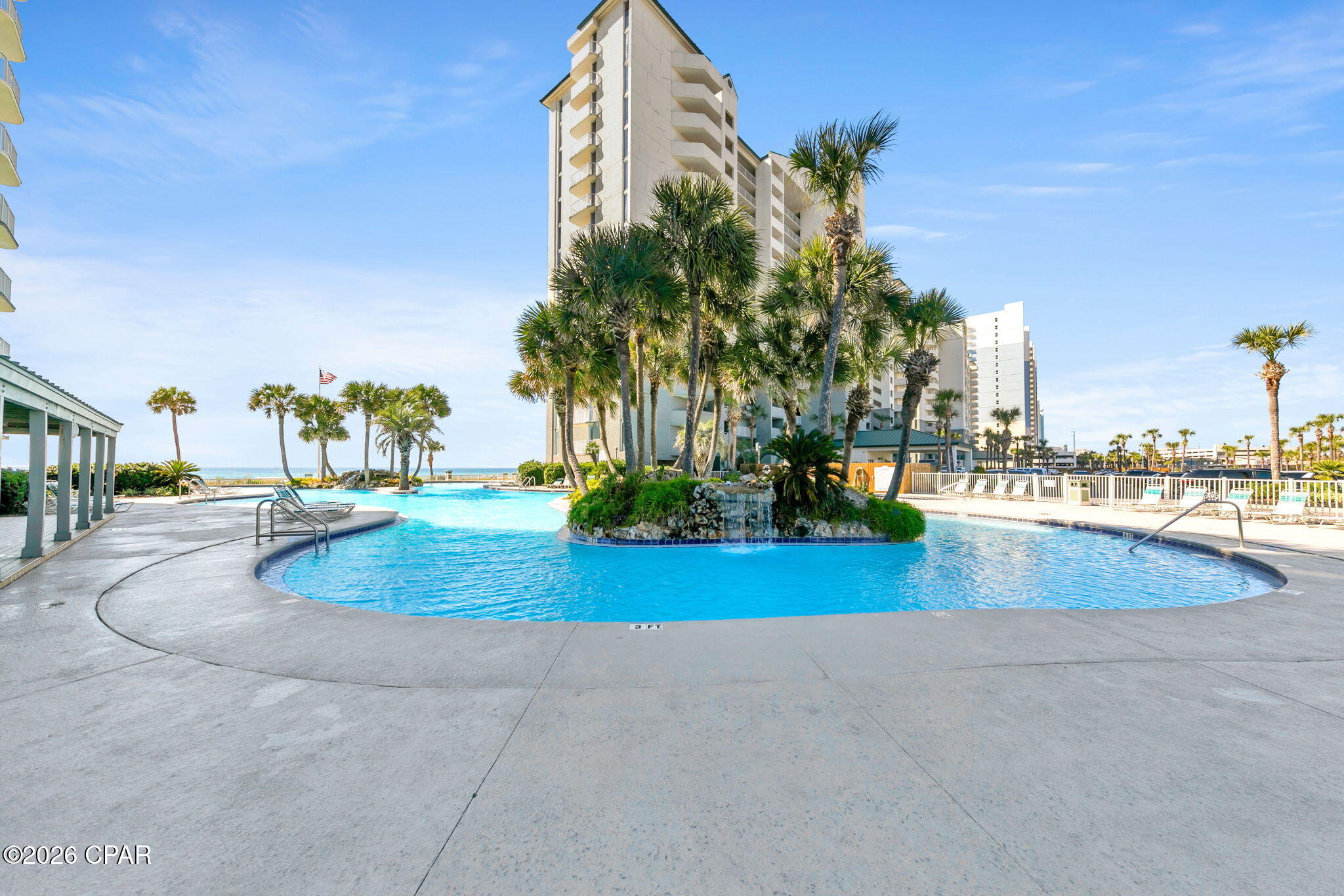 Long Beach Towers I - Residential
