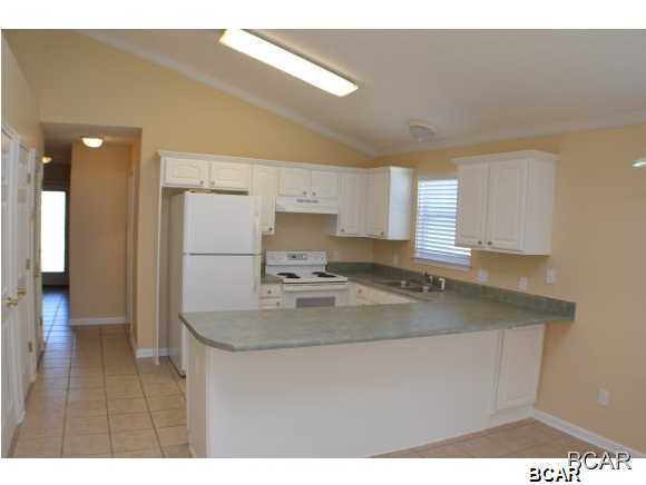 Palm Cove - Residential Lease