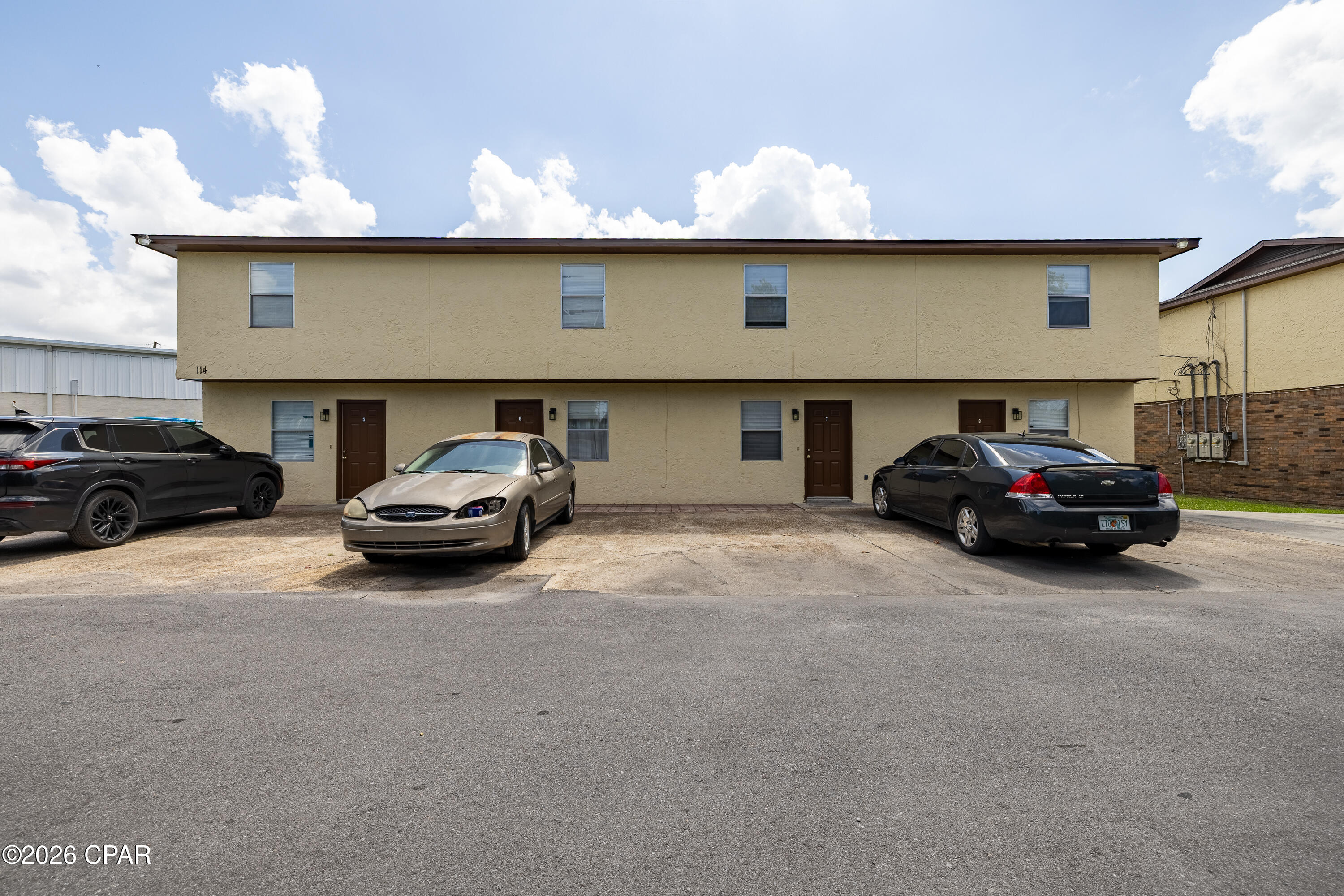 Lakewood - Commercial Sale