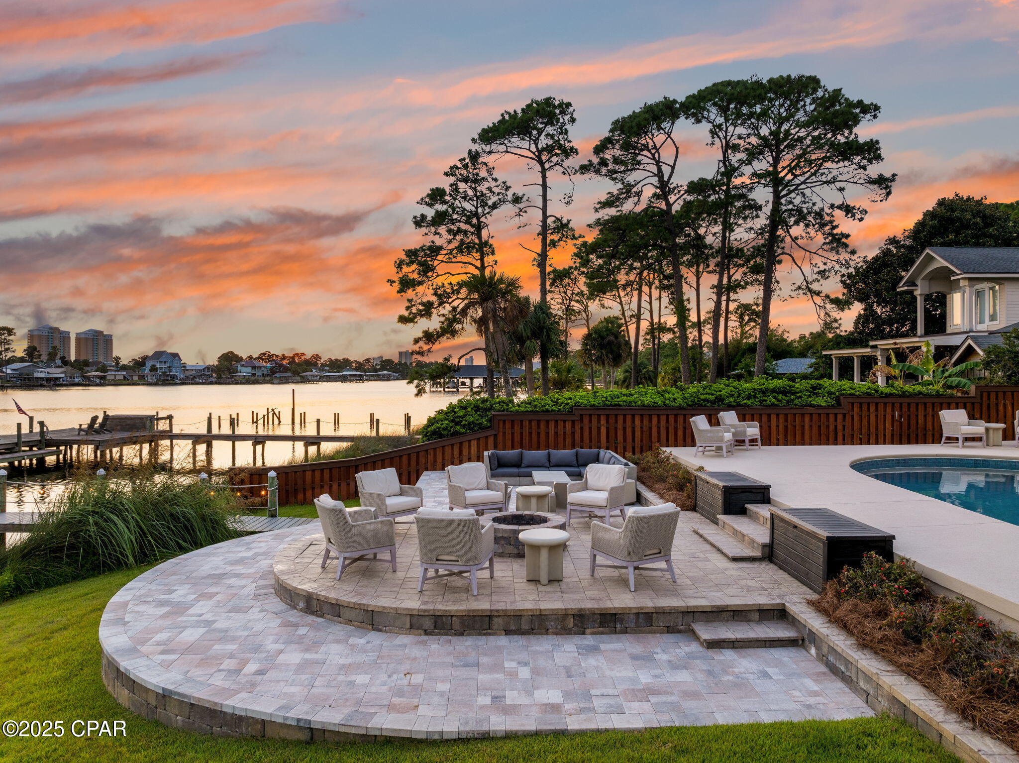 Grand Lagoon Banks - Residential