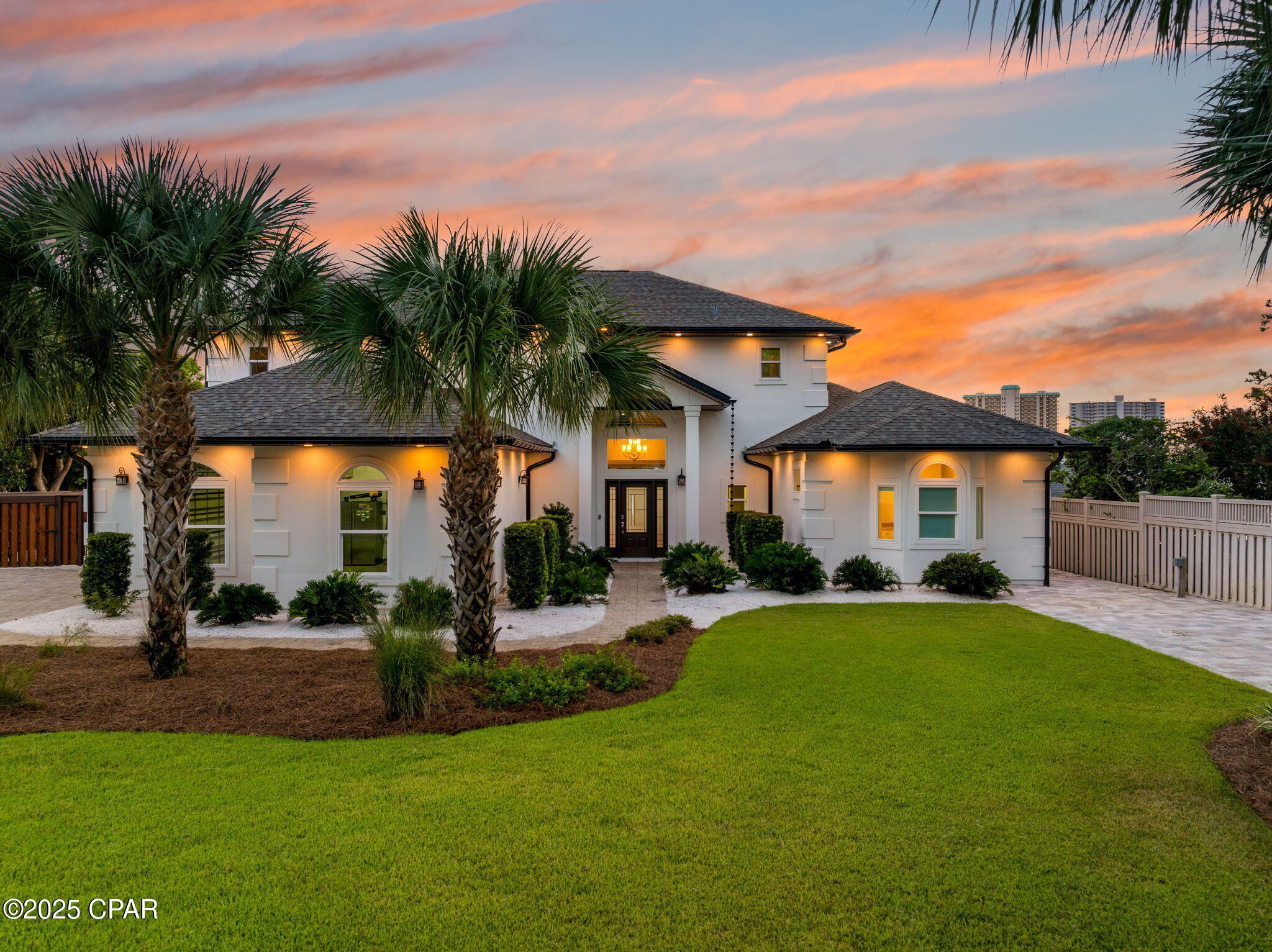 Grand Lagoon Banks - Residential