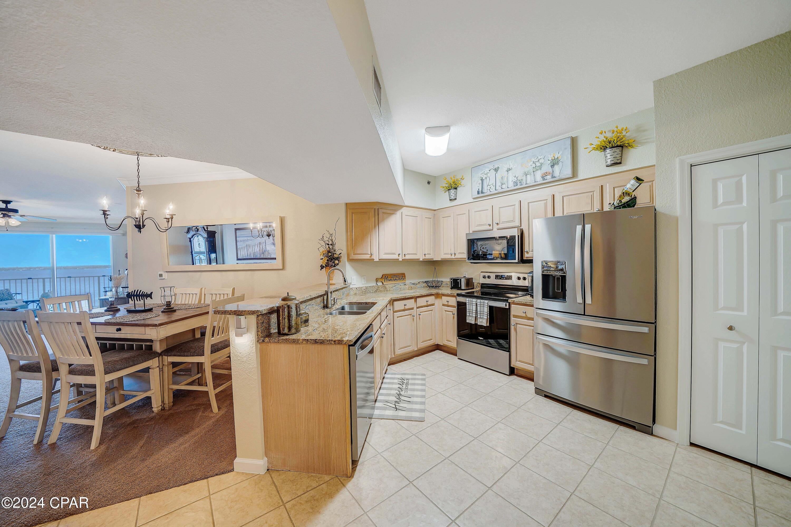 Hibiscus By The Bay - Residential