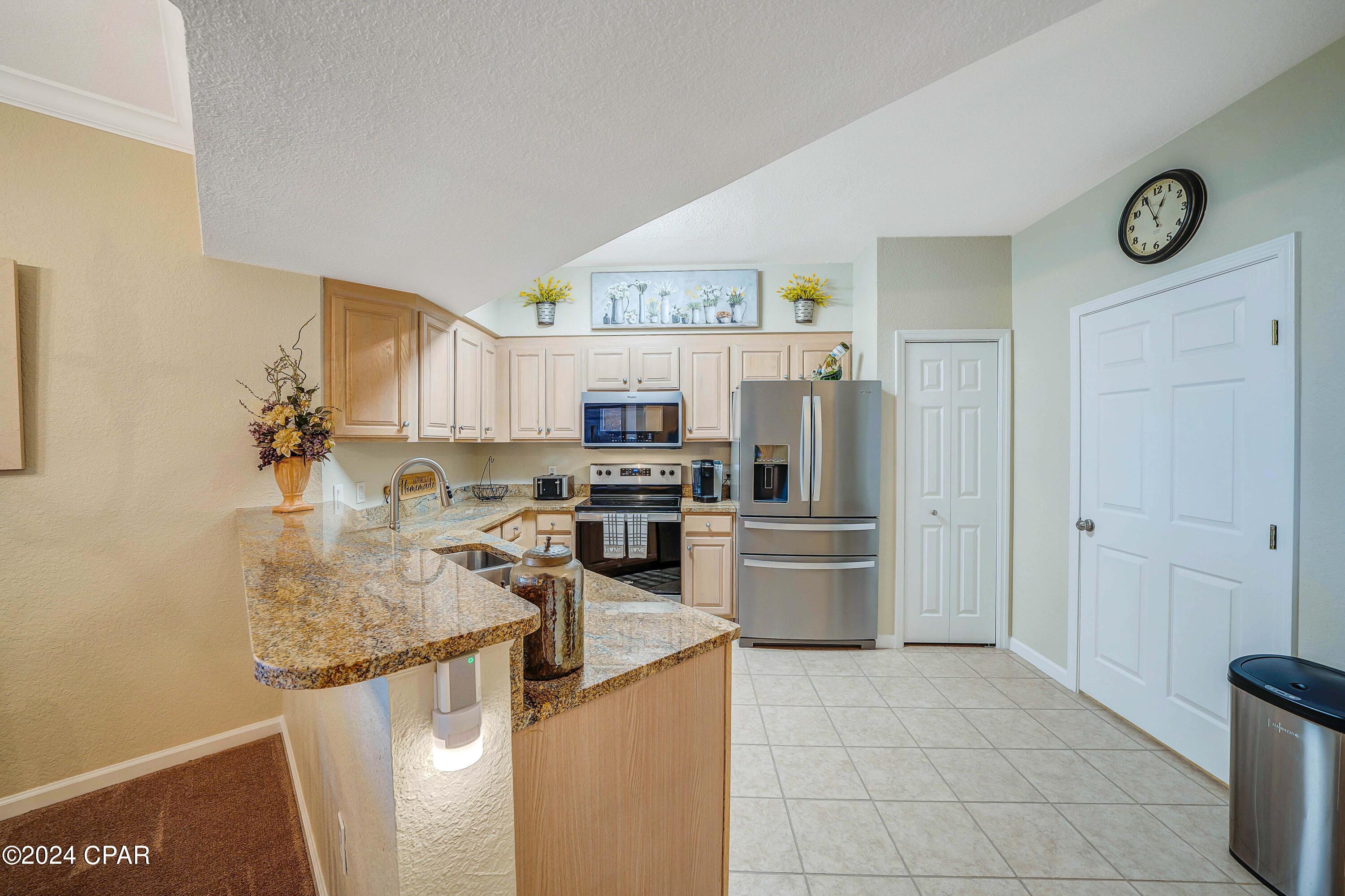 Hibiscus By The Bay - Residential