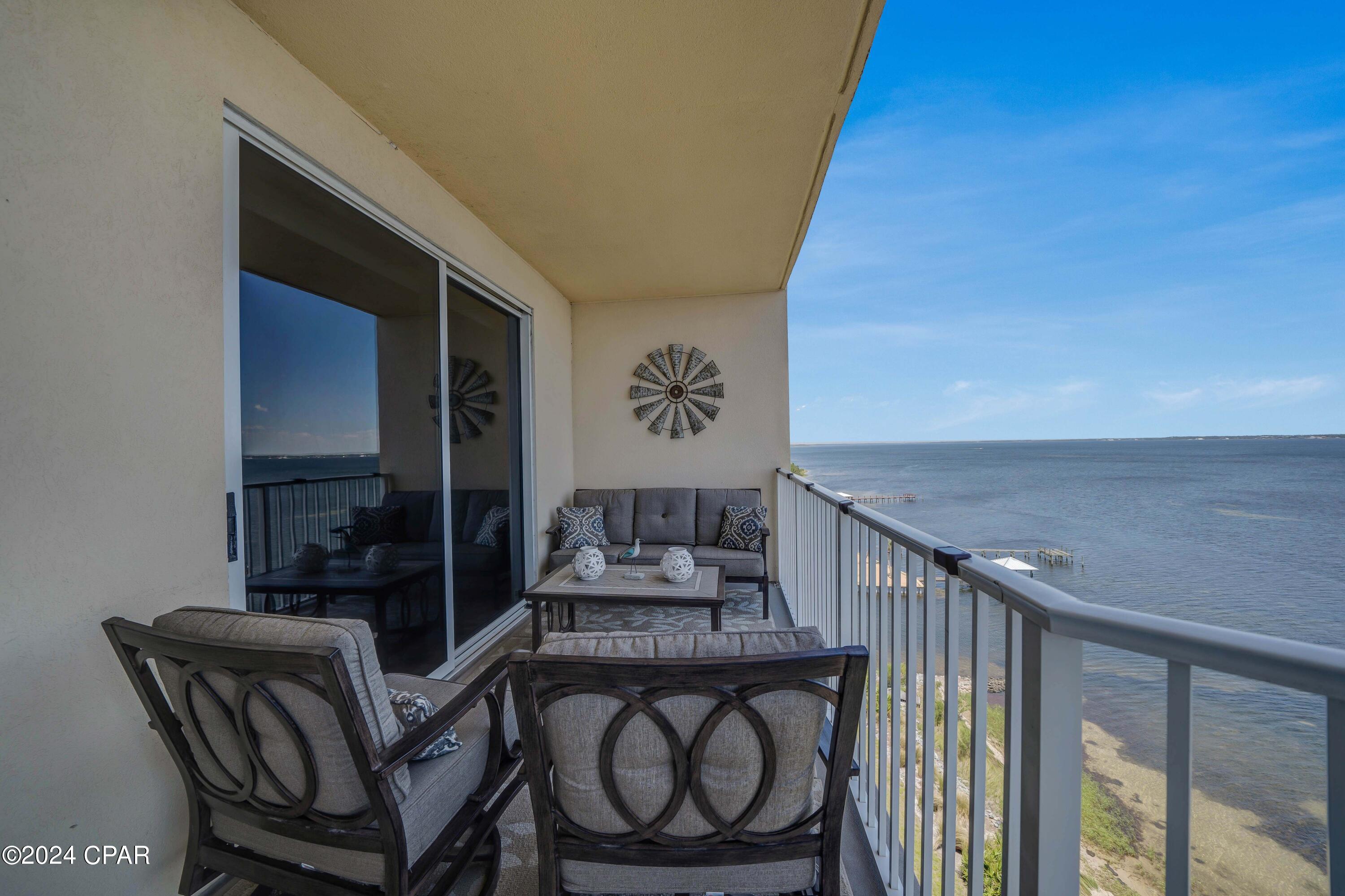 Hibiscus By The Bay - Residential