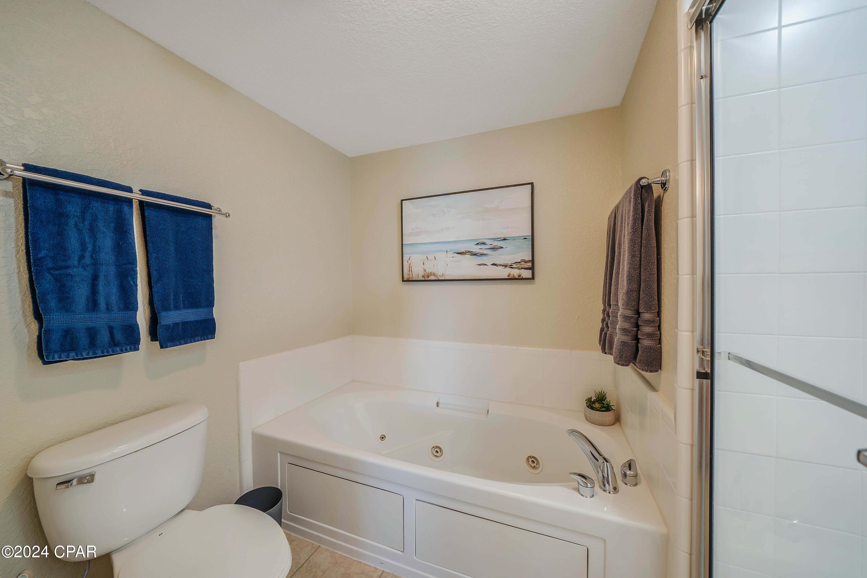 Hibiscus By The Bay - Residential