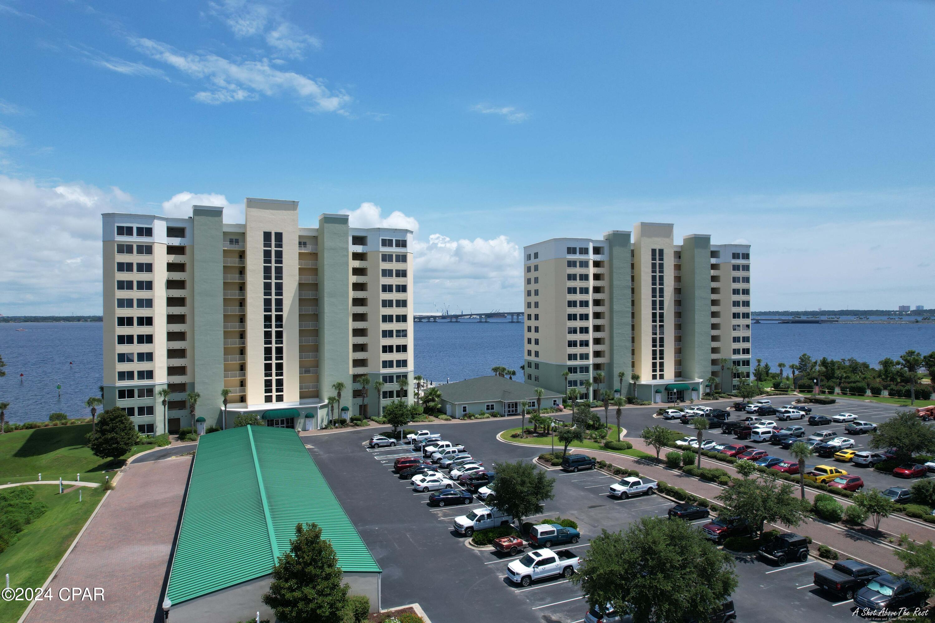 Hibiscus By The Bay - Residential