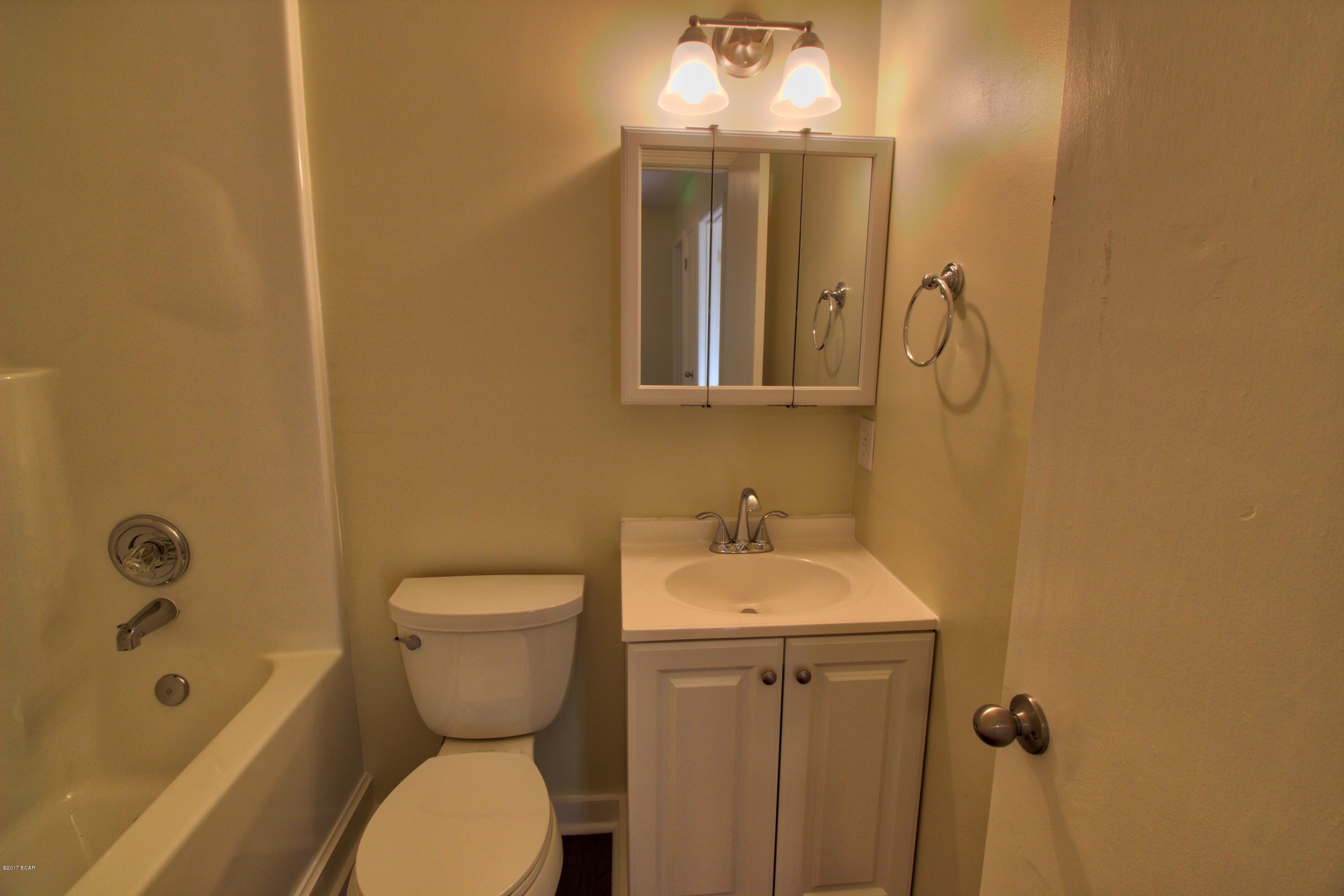 Holiday Beach Unit 8 - Residential Lease