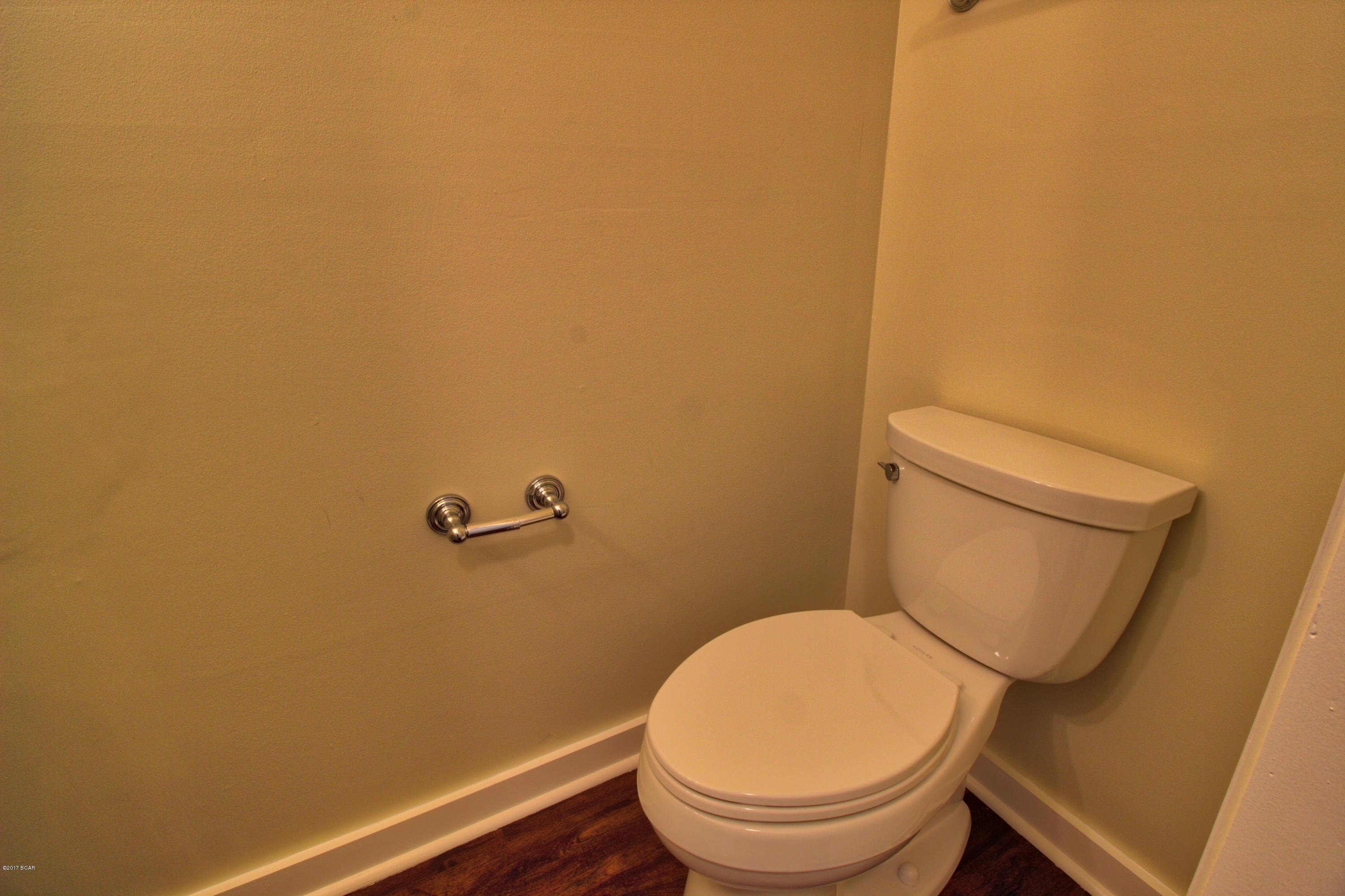 Holiday Beach Unit 8 - Residential Lease