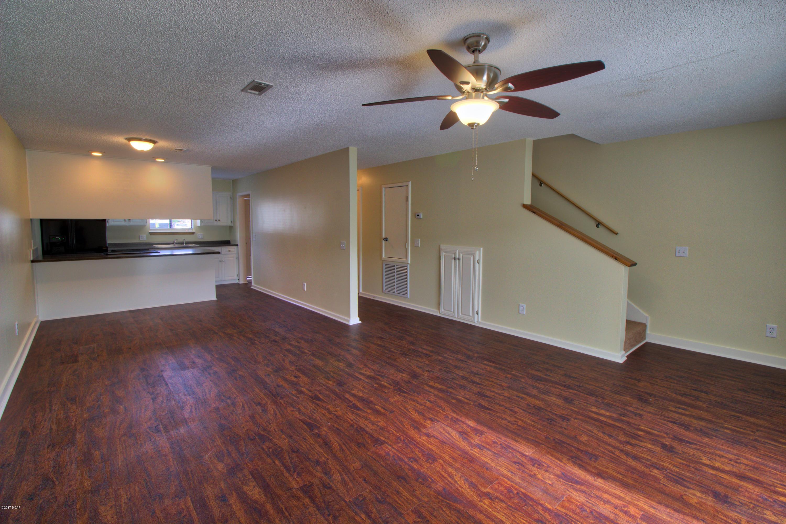 Holiday Beach Unit 8 - Residential Lease