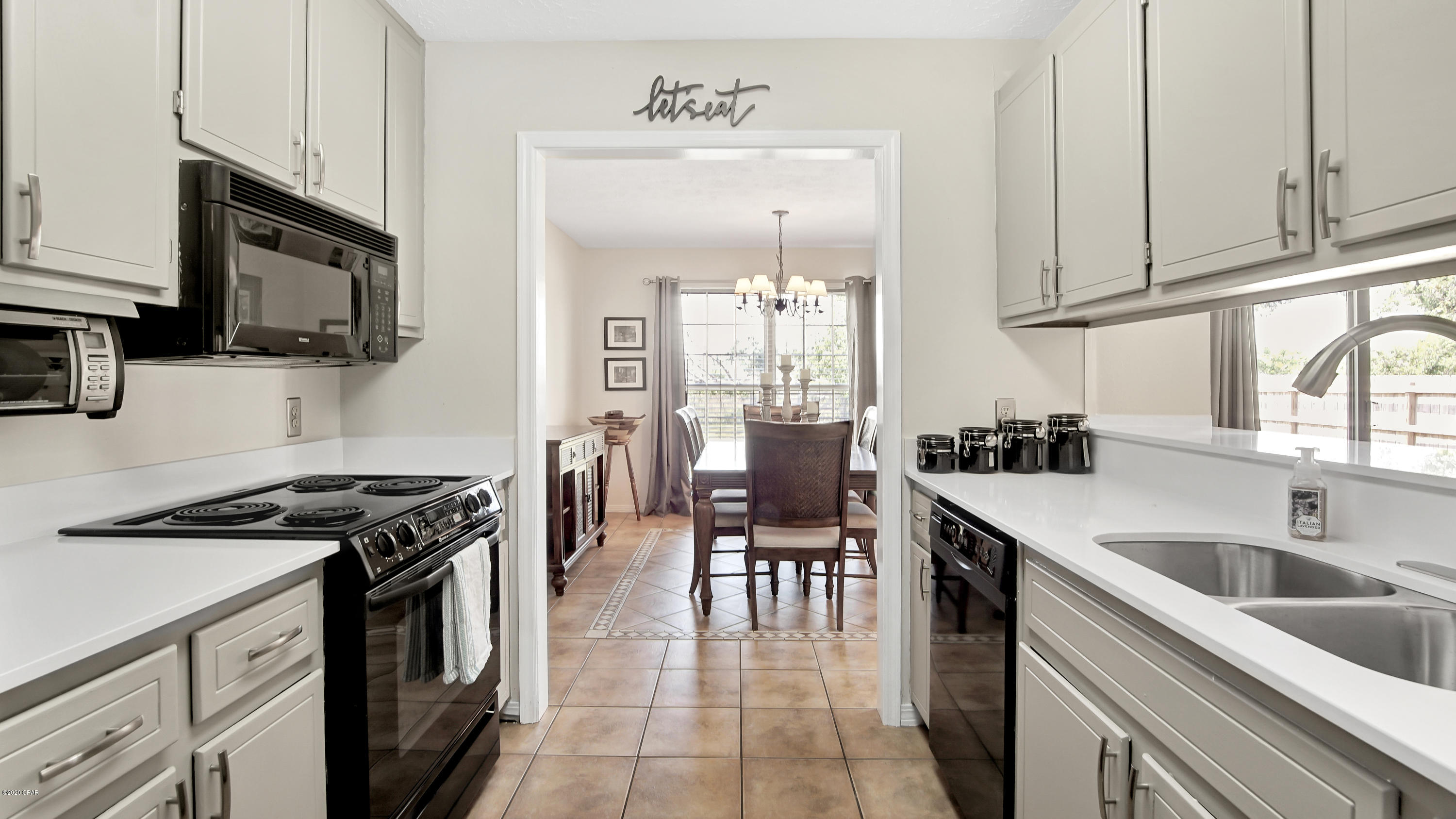 Derby Woods 1st Add - Residential