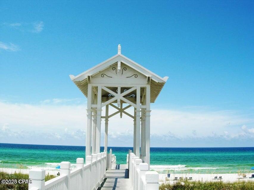 Carillon Beach - Land