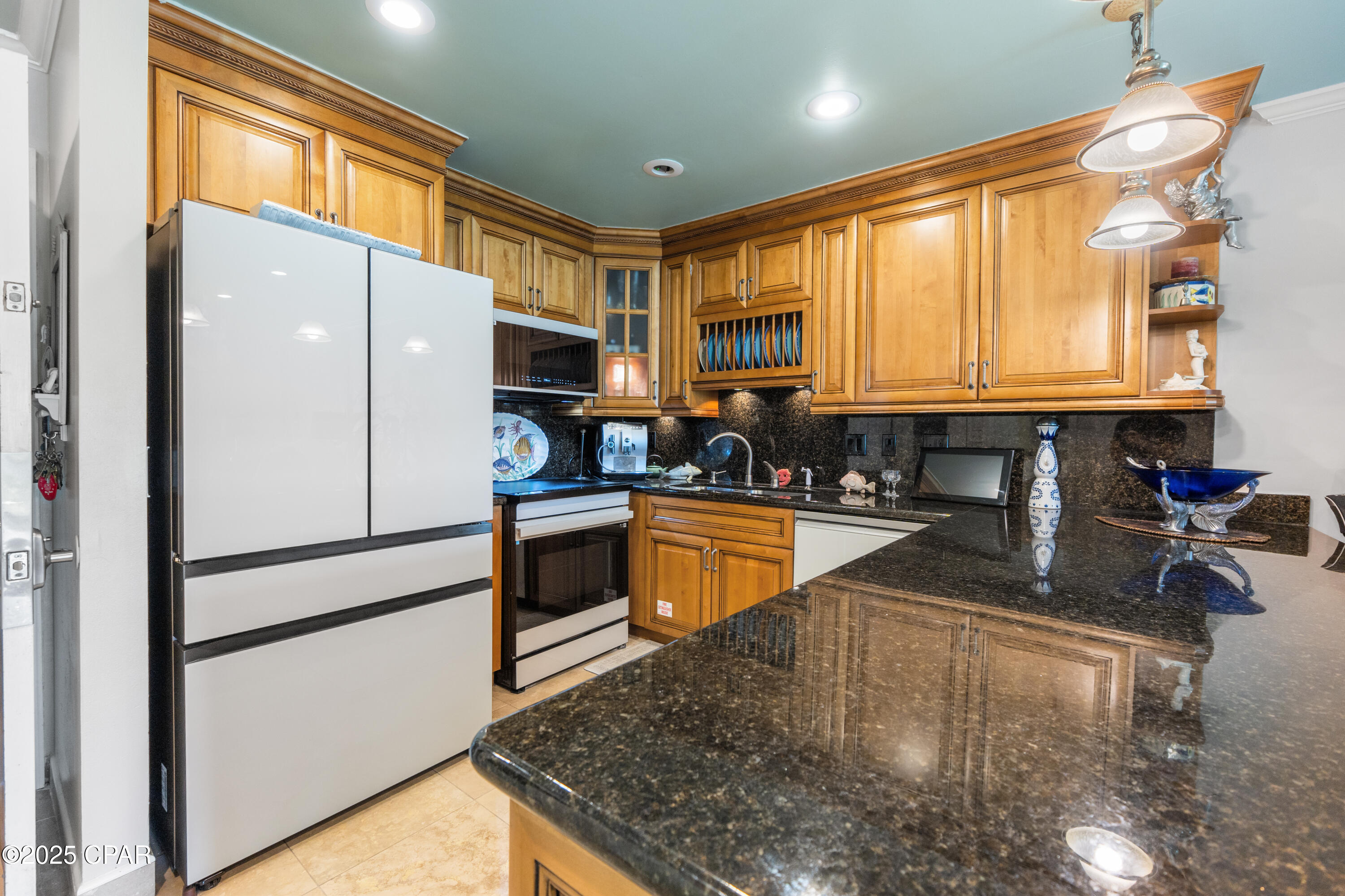 Bay Point Studio Villas Unit 2 - Residential
