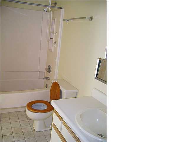 Silver Sands Unit 1 - Residential Lease