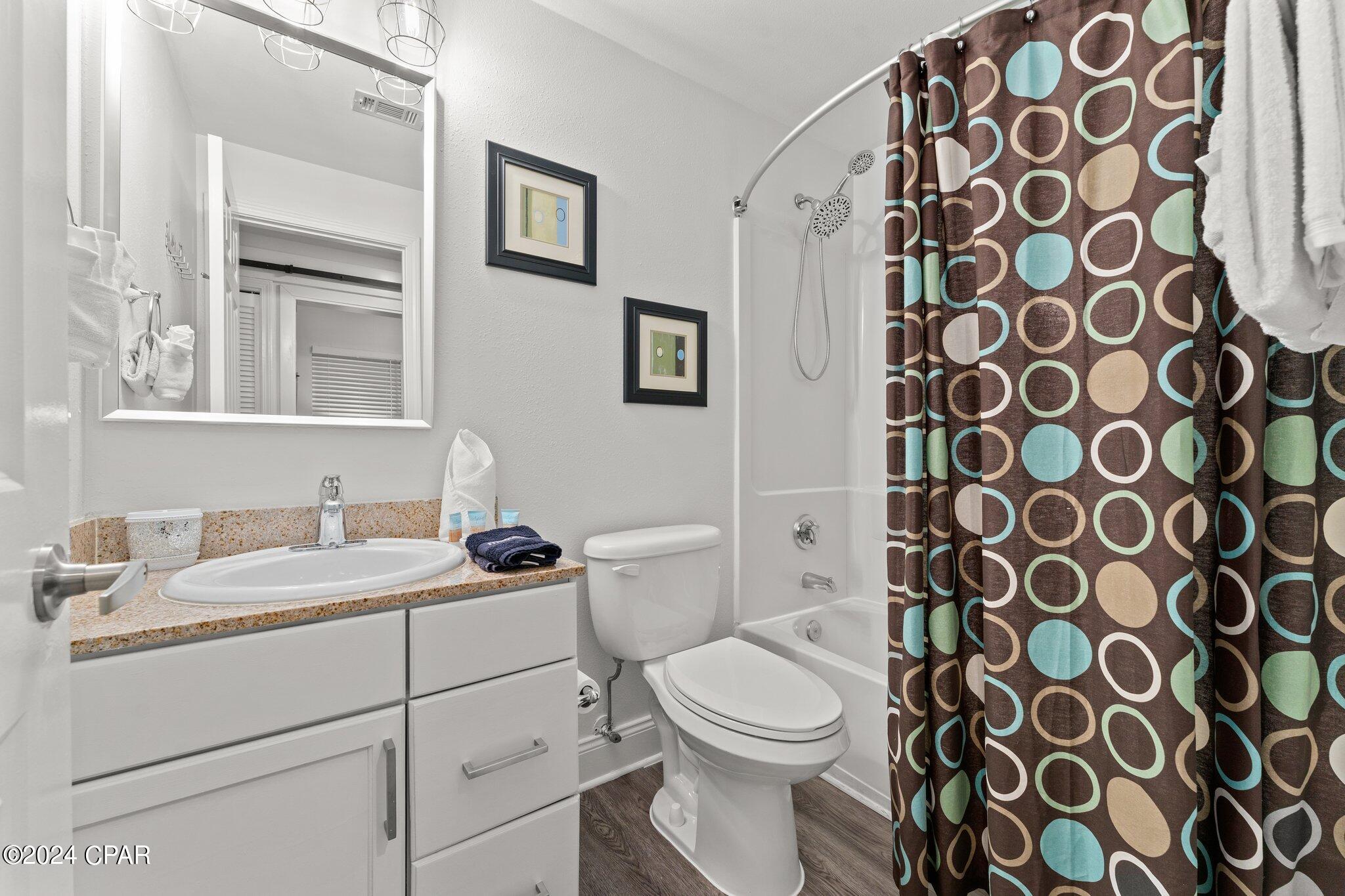 Laketown Wharf - Residential