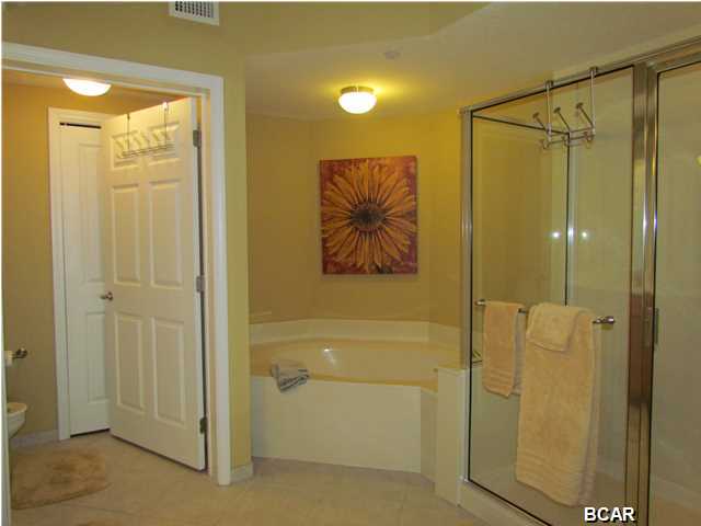 Magnolia Bay Club - Residential