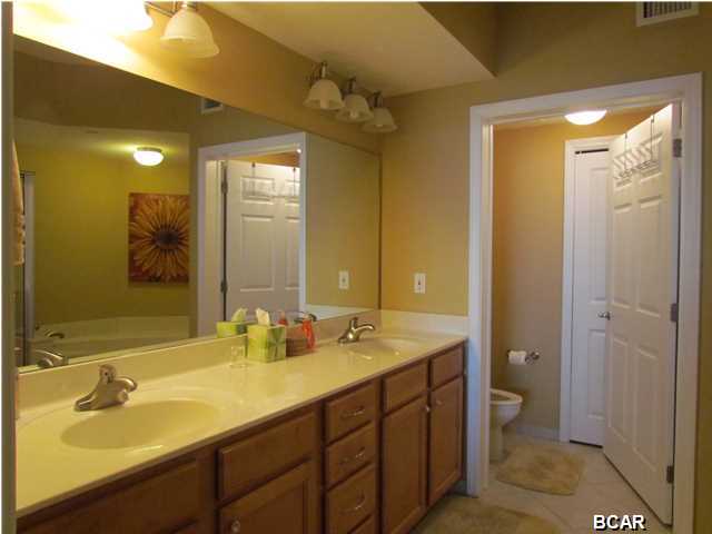 Magnolia Bay Club - Residential