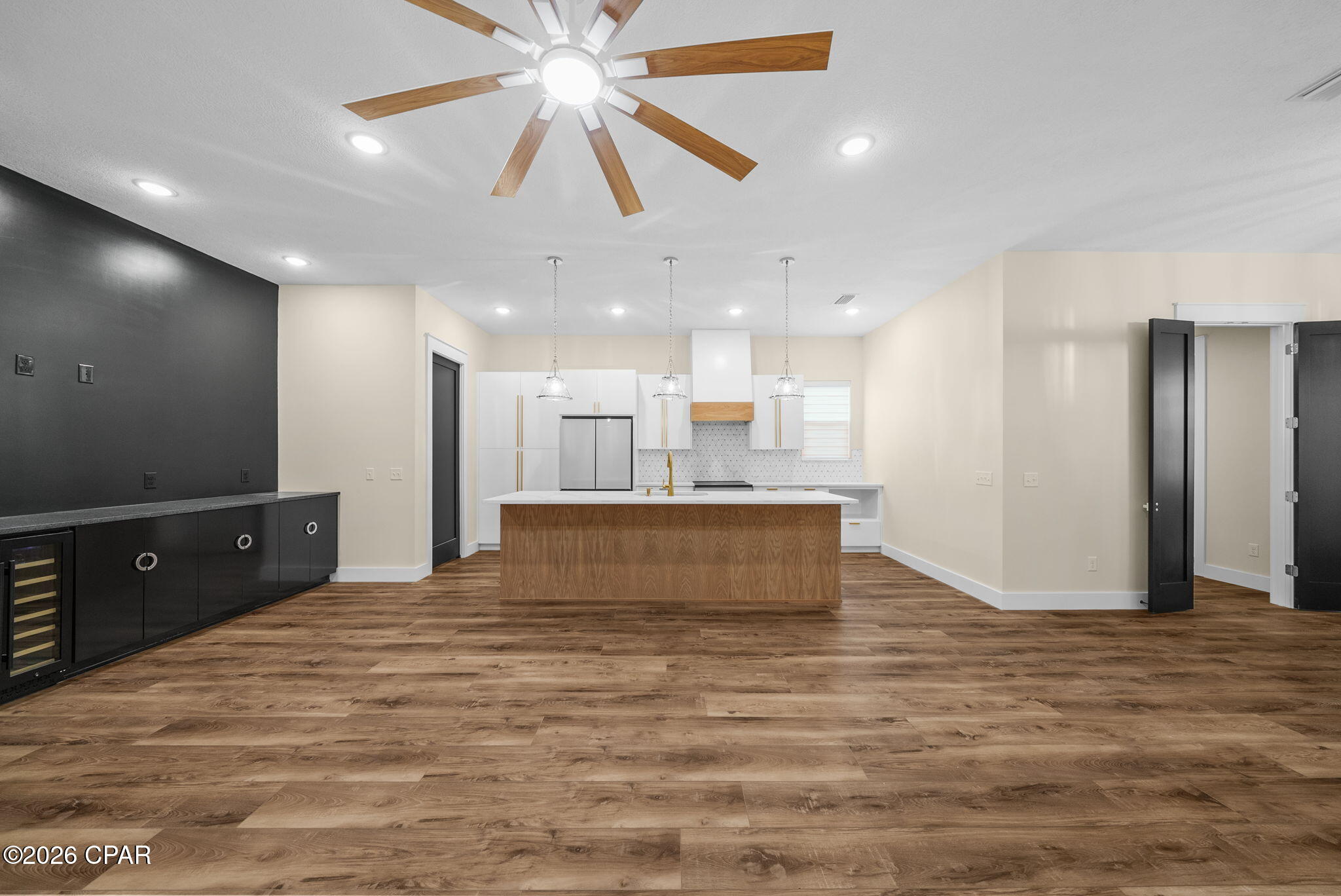 Kiska Beach - Residential