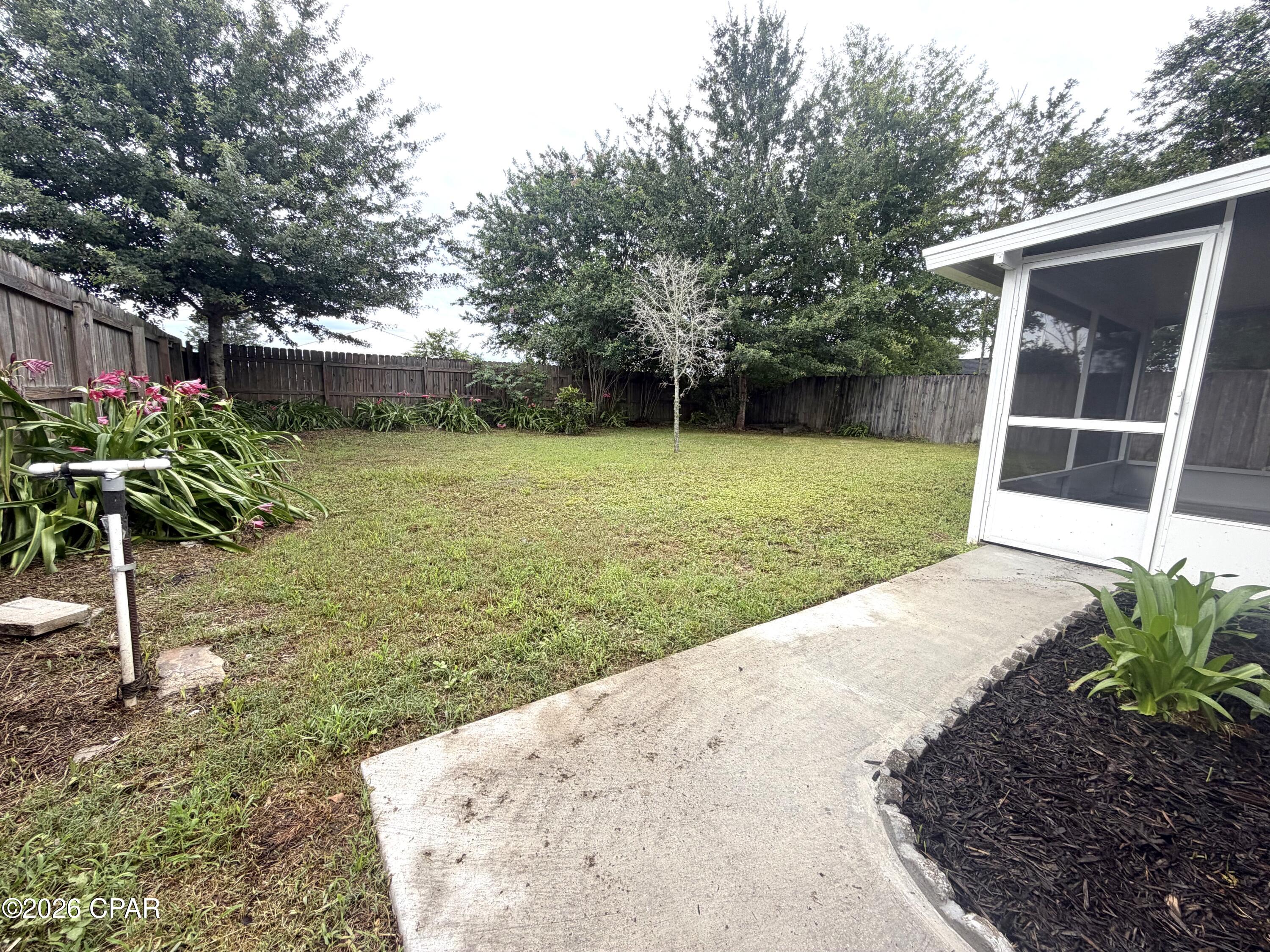 Pine Tree Place Unit 1 - Residential