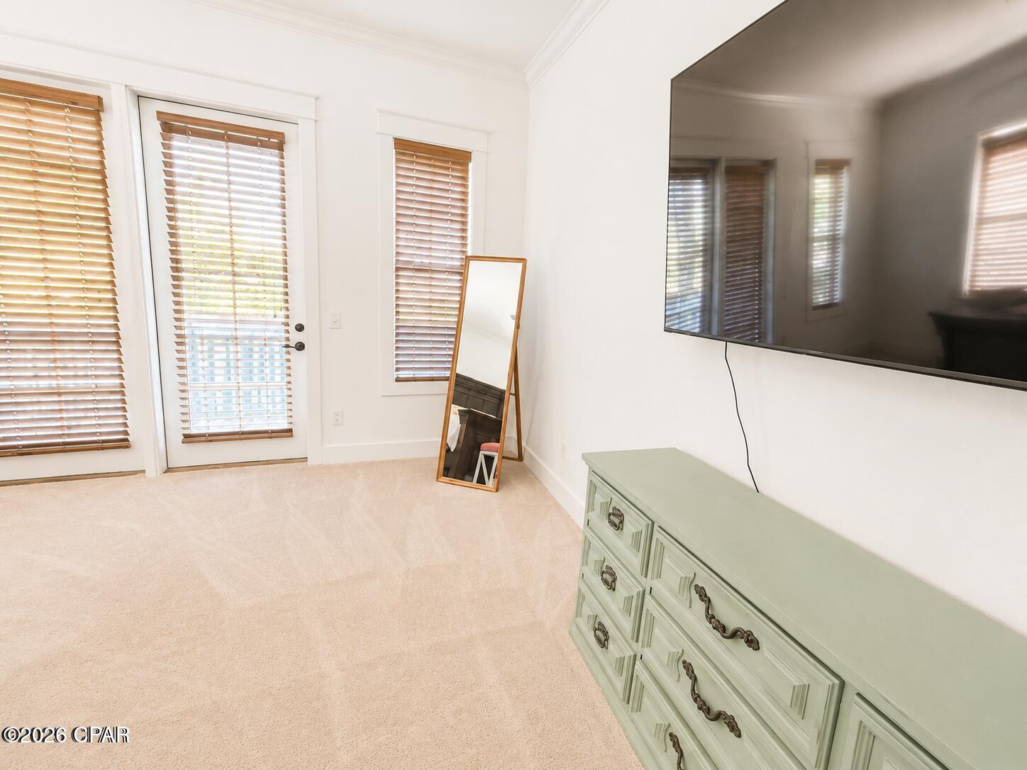 Martinique Phase II - Residential Lease