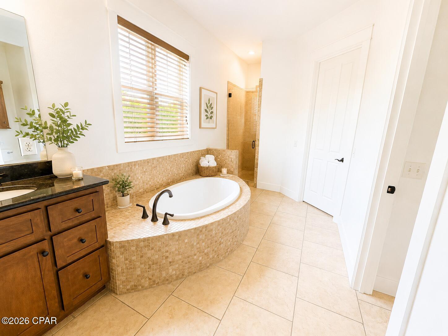Martinique Phase II - Residential Lease