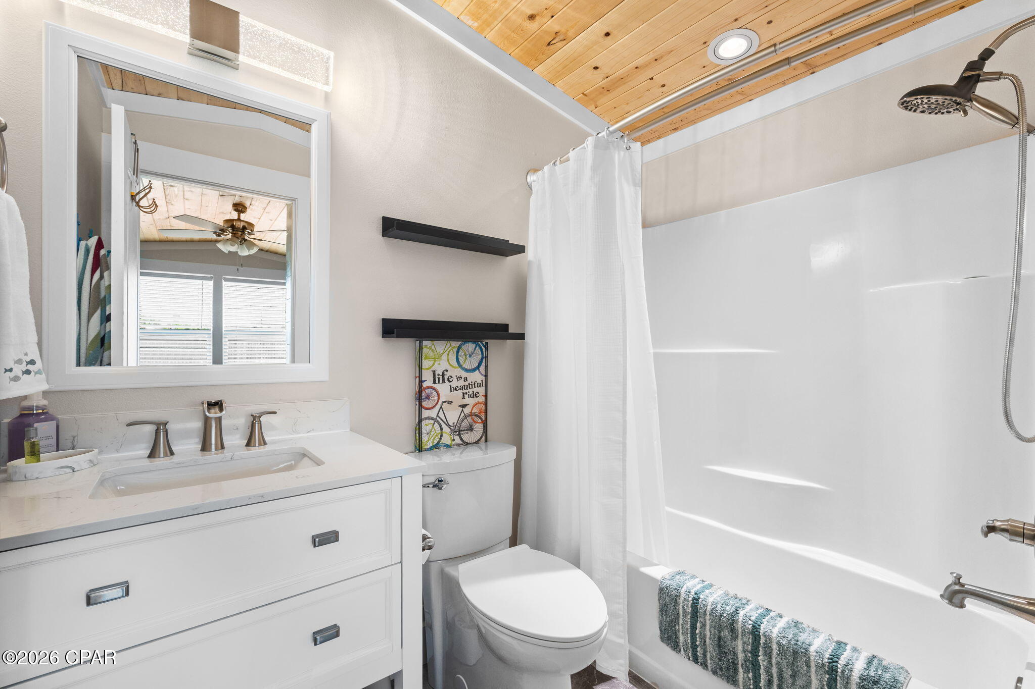 Venture Out Travel Trail - Residential