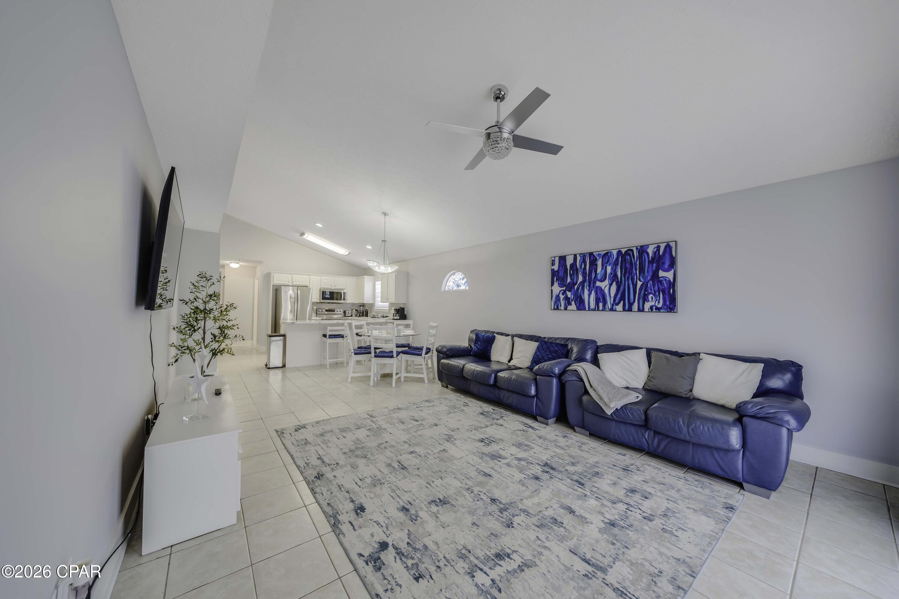 Palm Cove Phase II - Residential Lease