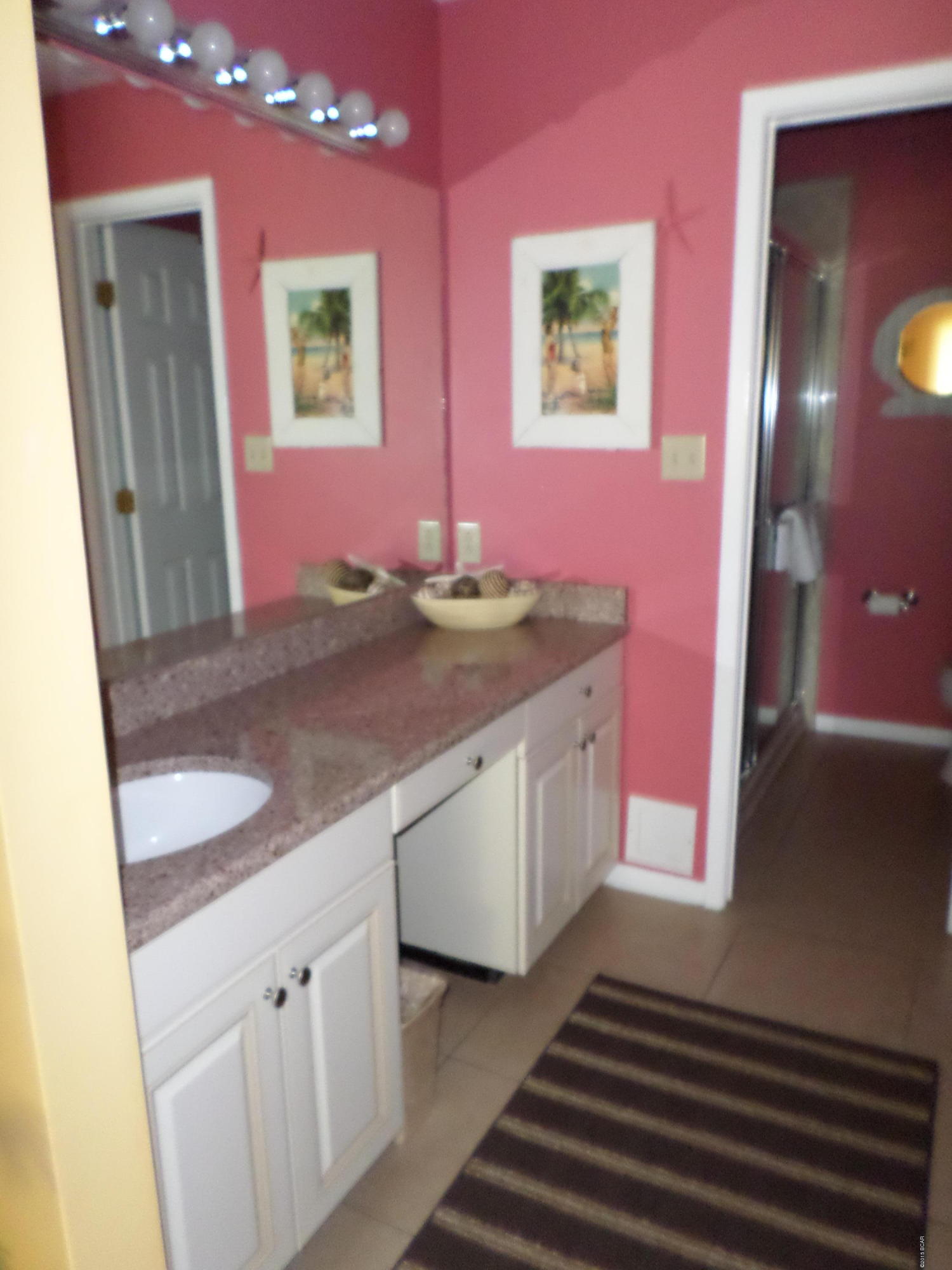 Edgewater Golf Villas V-A - Residential