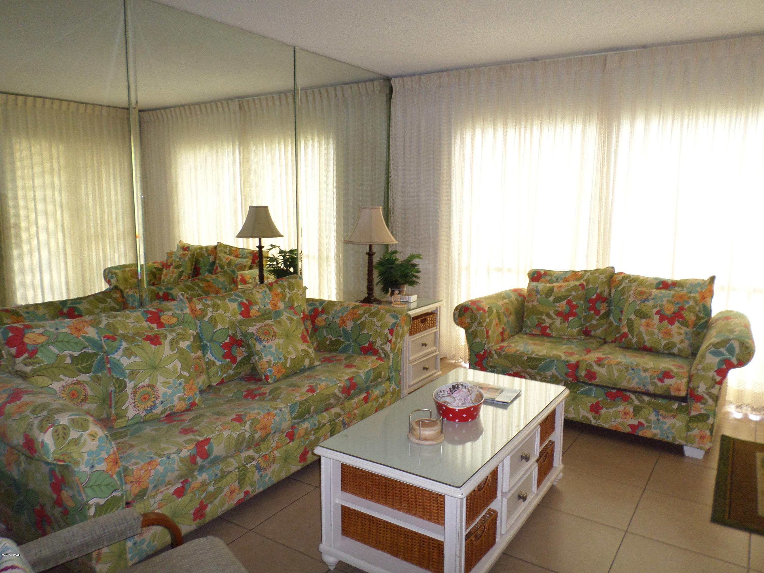Edgewater Golf Villas V-A - Residential