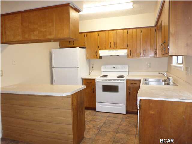 Venetian Villa 3rd Add - Residential Lease