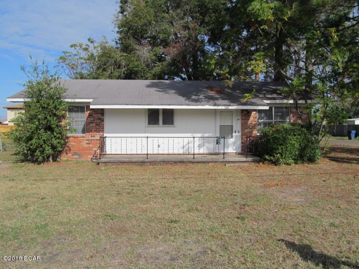 3 BEDROOM 1.5 BATH HOME WITH 1 CAR GARAGE, FENCED BACKYARD.  THIS HOME IS CLOSE TO 23RD STREET SHOPPING, DINING, SCHOOLS AND ENTERTAINMENT.