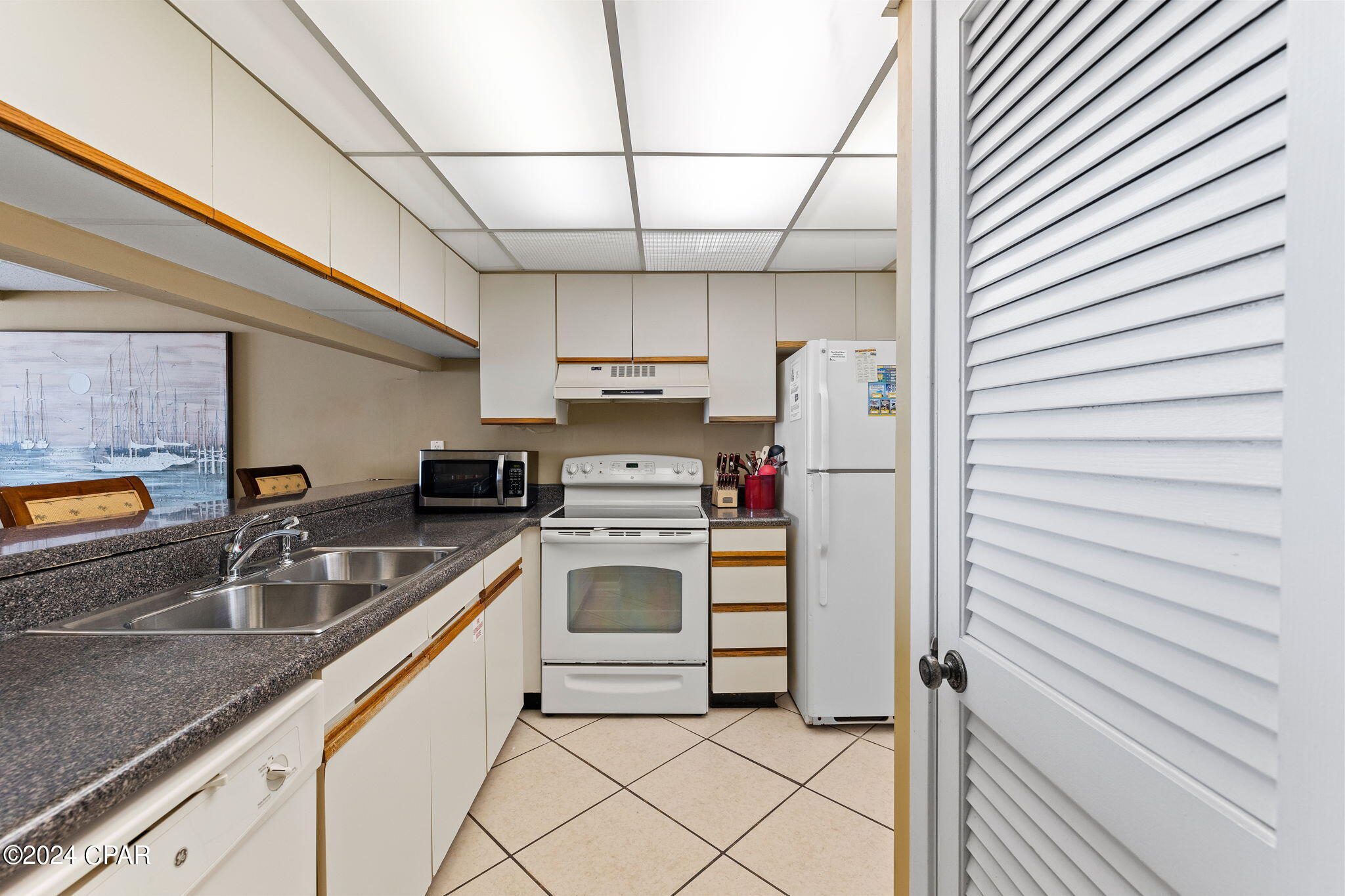 Edgewater Tower I - Residential