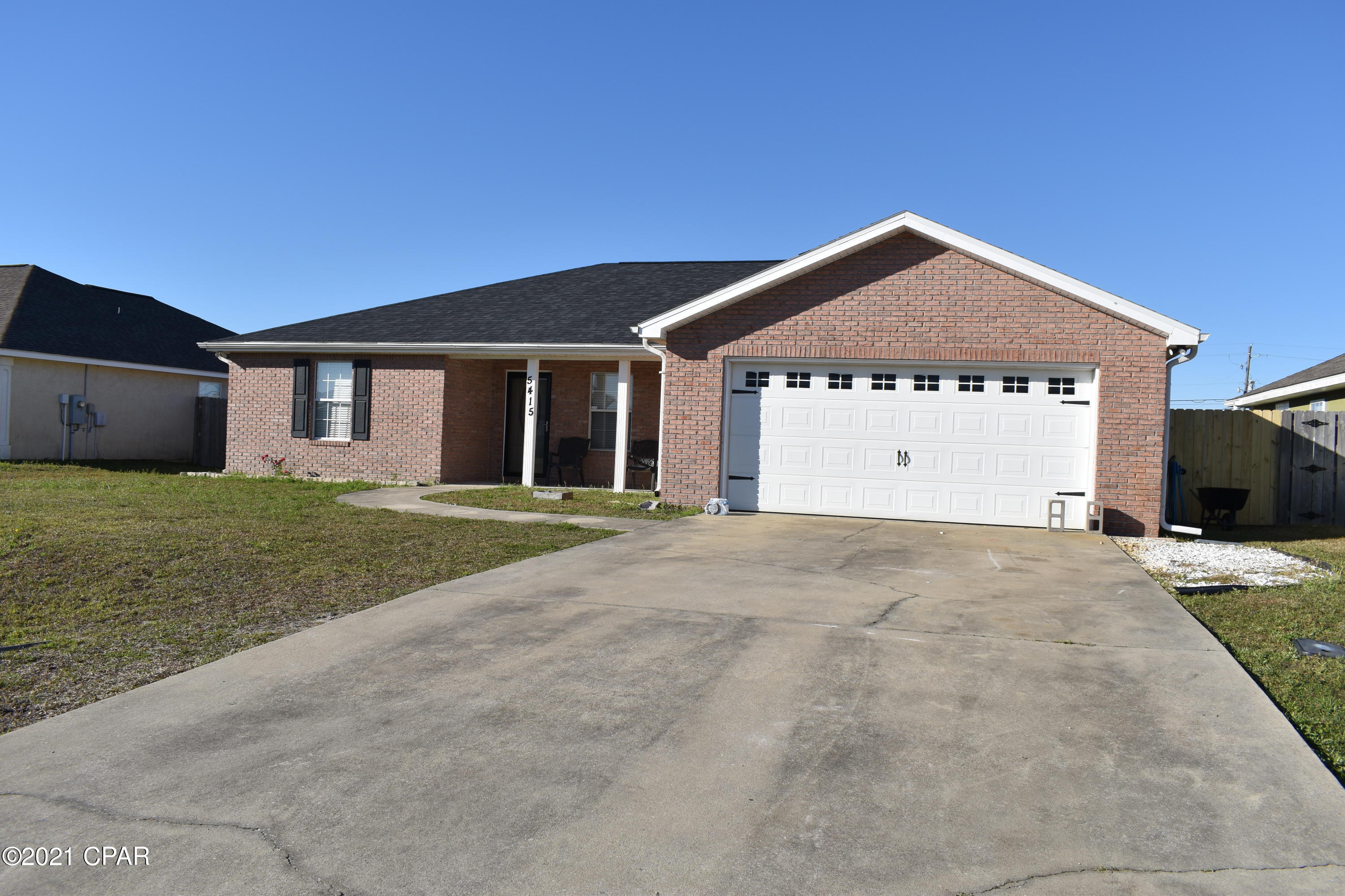 Cute 3/2 brick home in a great neighborhood close to EVERYTHING. This home has vaulted ceilings in the open living/dining/kitchen area, a master bedroom split from the other rooms. Home features a fenced yard, a large laundry room with a bonus frig. and a nice 2 car garage. Home is walking distance from Tommy Smith Elementary and Merritt Brown Middle School. Neighborhood has sidewalks, parks and lots of great neighbors. Pets negotiable. Property management company requires an application to be approved prior to showing. Applications can be found on their website.