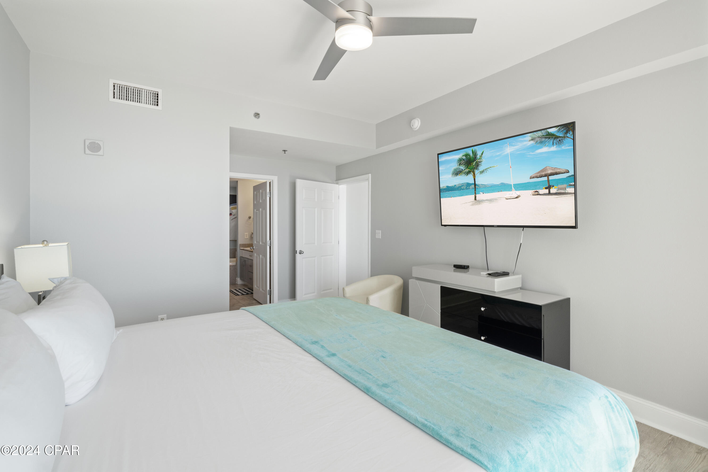 Laketown Wharf - Residential
