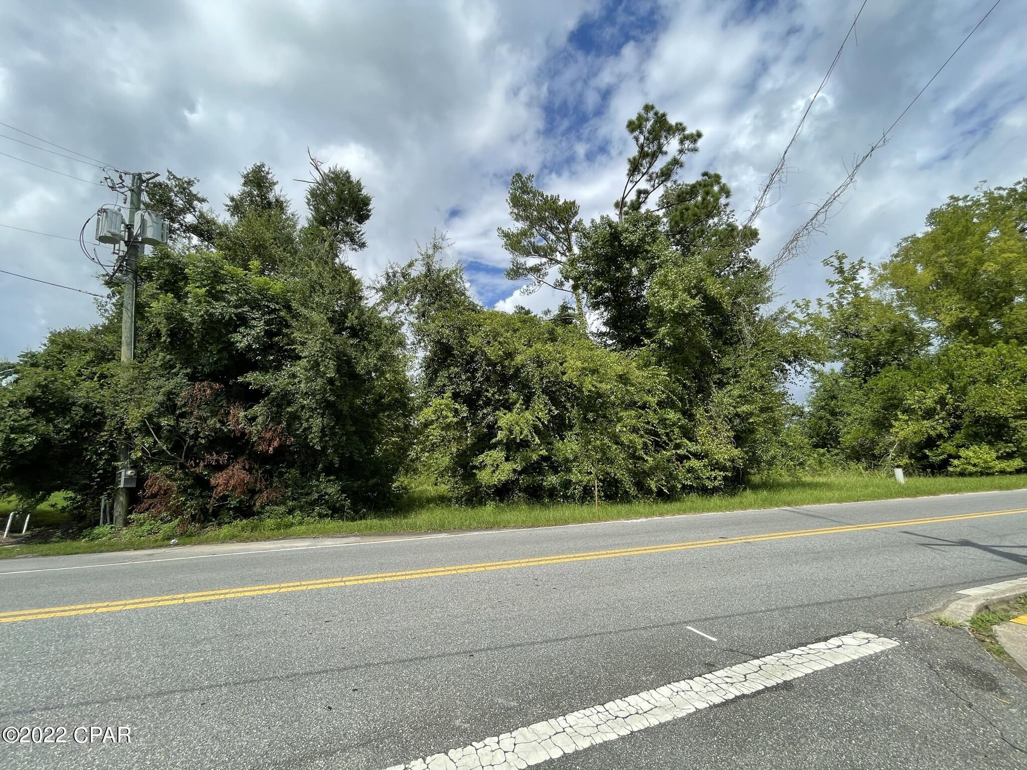 Prime property for Sale, this parcel is approximately 0.52+ acres in the city limits of Marianna. It is located directly across from Jackson Hospital and other doctors offices. The property is zoned Mixed Use.  It is located  in close proximity to downtown, shopping/dining, and Chipola College.

Endless possibilities for this parcel.
