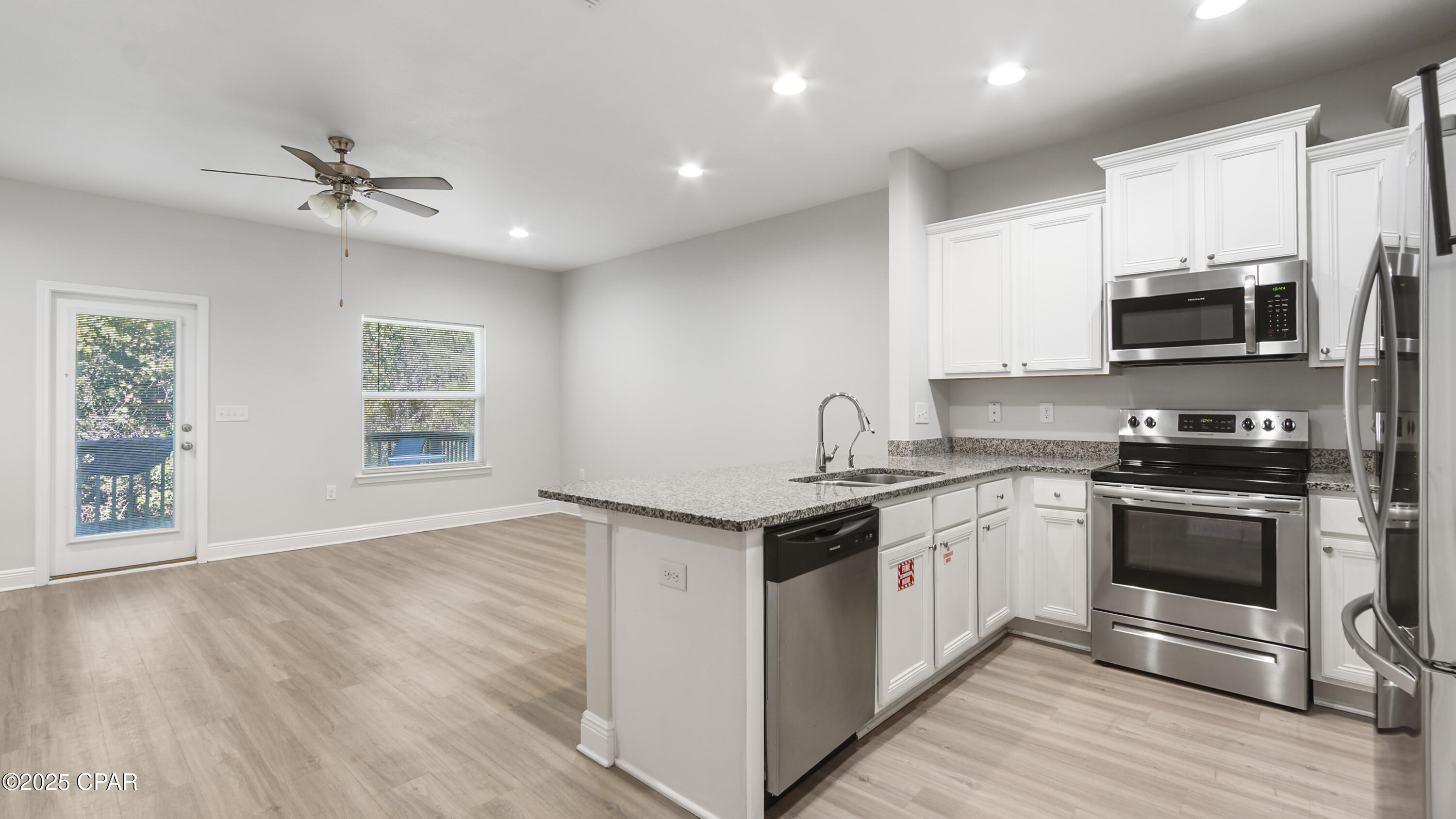 Hathaway Townhomes - Residential Lease