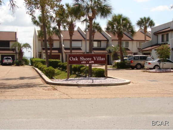 Waterfront. Beautiful sunrise overlooking East Bay. Great townhouse, panaramic view-3bedroom, 2.5 bath, modern kitchen,garage, deck, white sandy beach, open great room, lots of cabinets, master bedroom overlooking the water.
