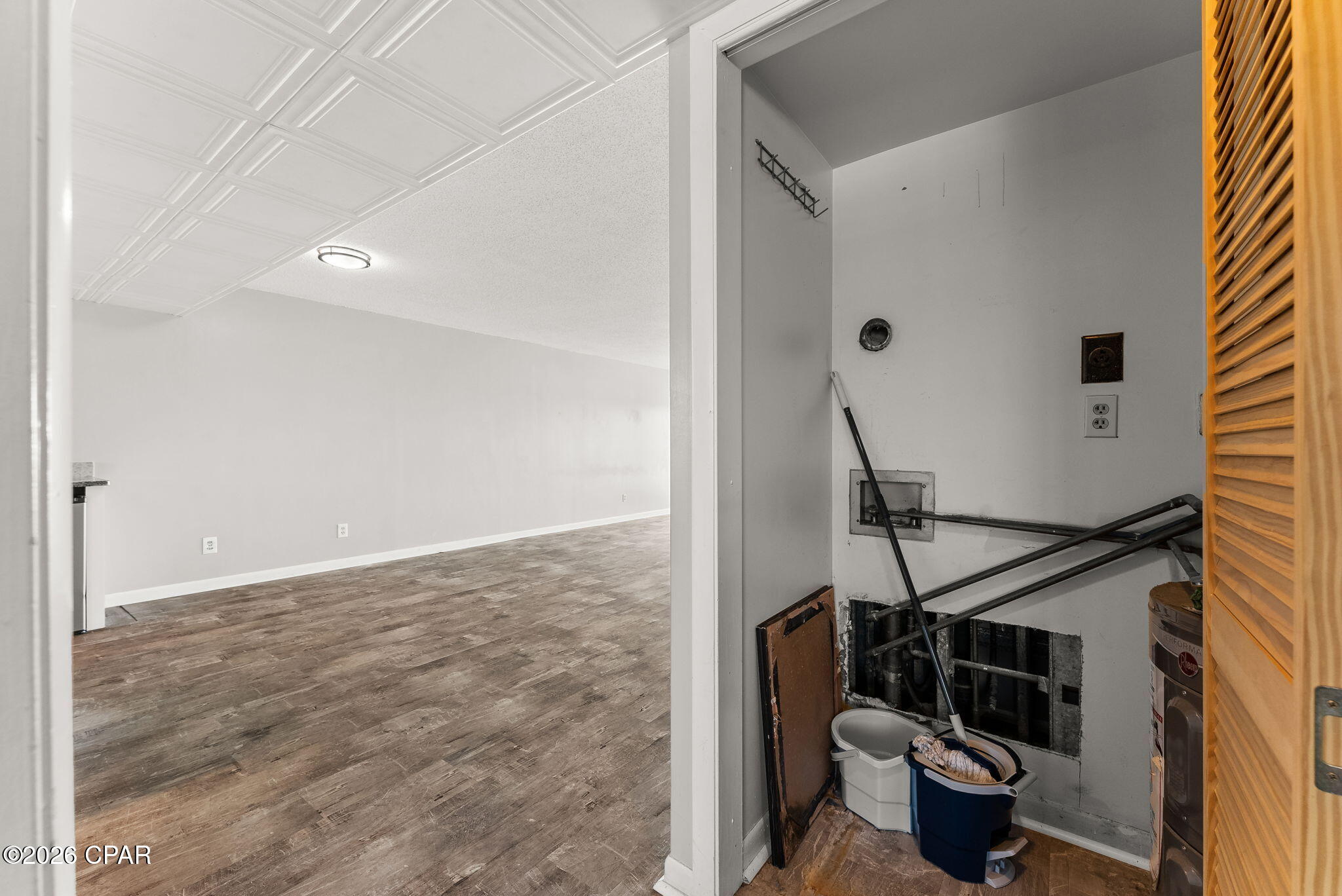 Cove Condominium - Residential