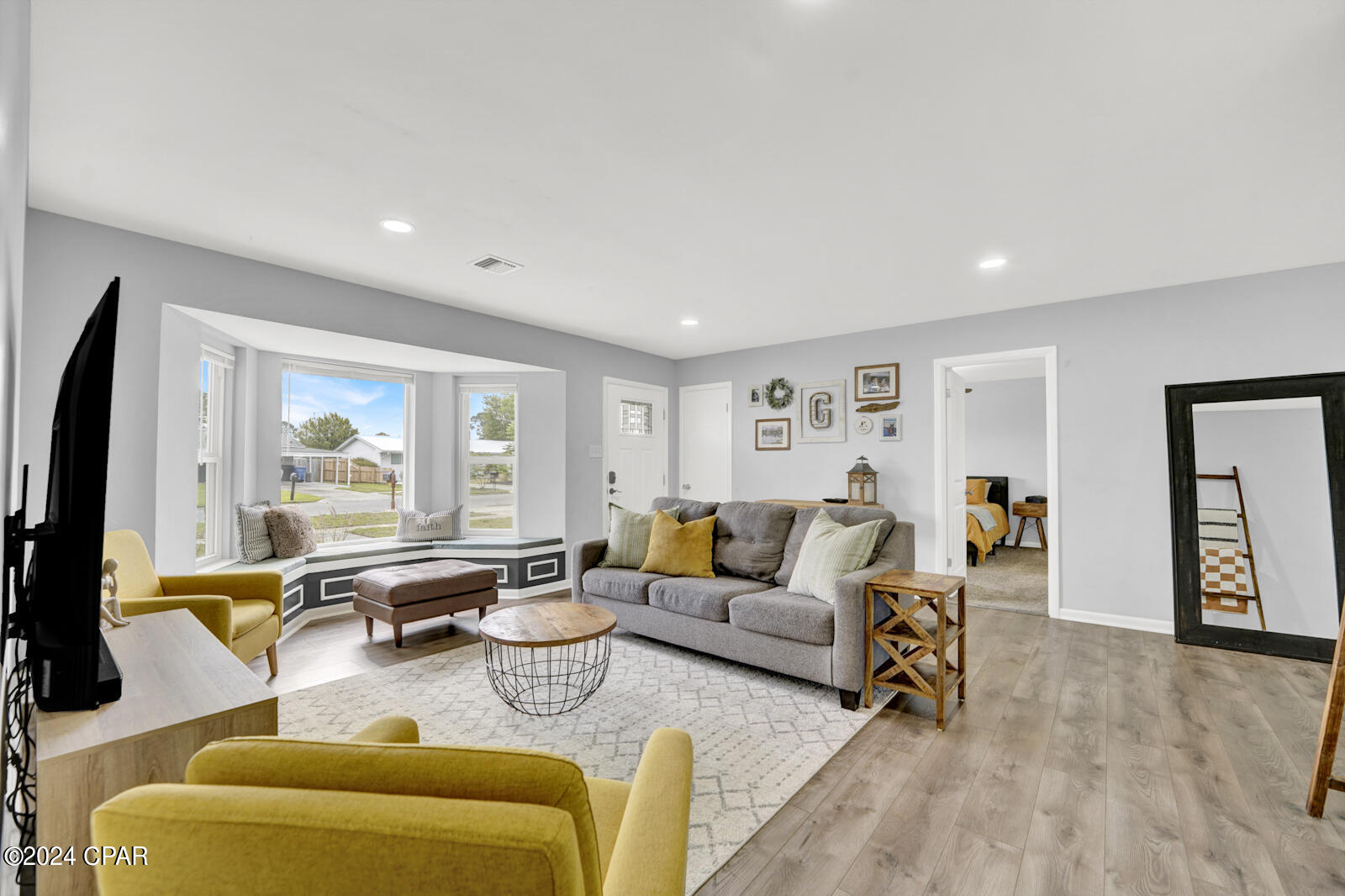 Point Royal Homes Unit 1 - Residential