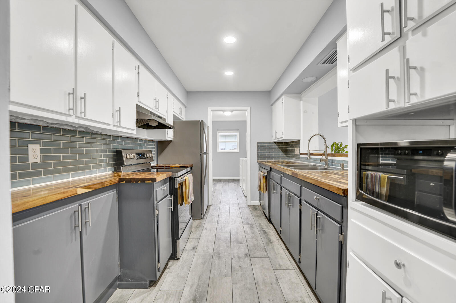 Point Royal Homes Unit 1 - Residential