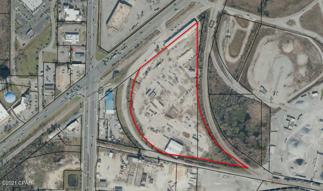 Industrial Site with access to rail