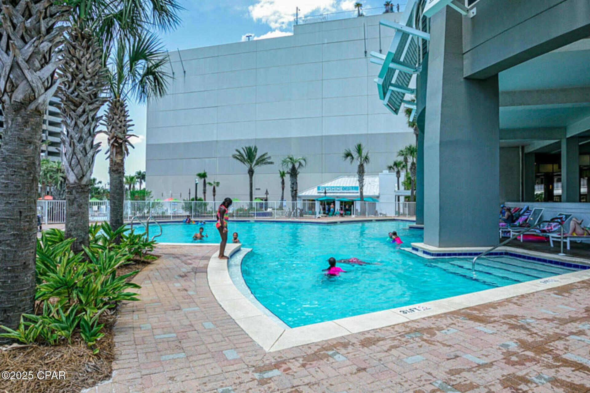 Laketown Wharf - Residential