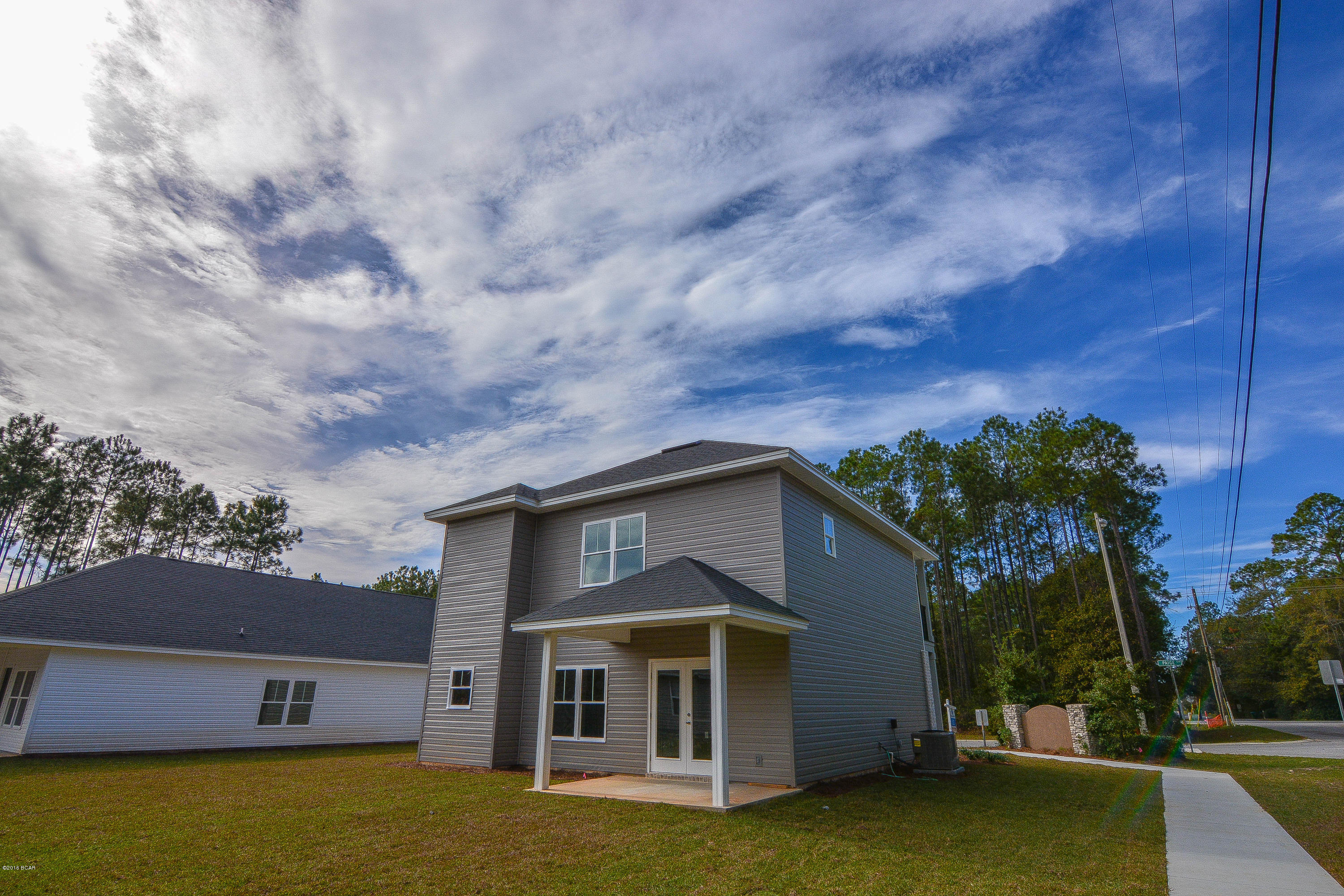 The Pines Of Lynn Haven - Residential