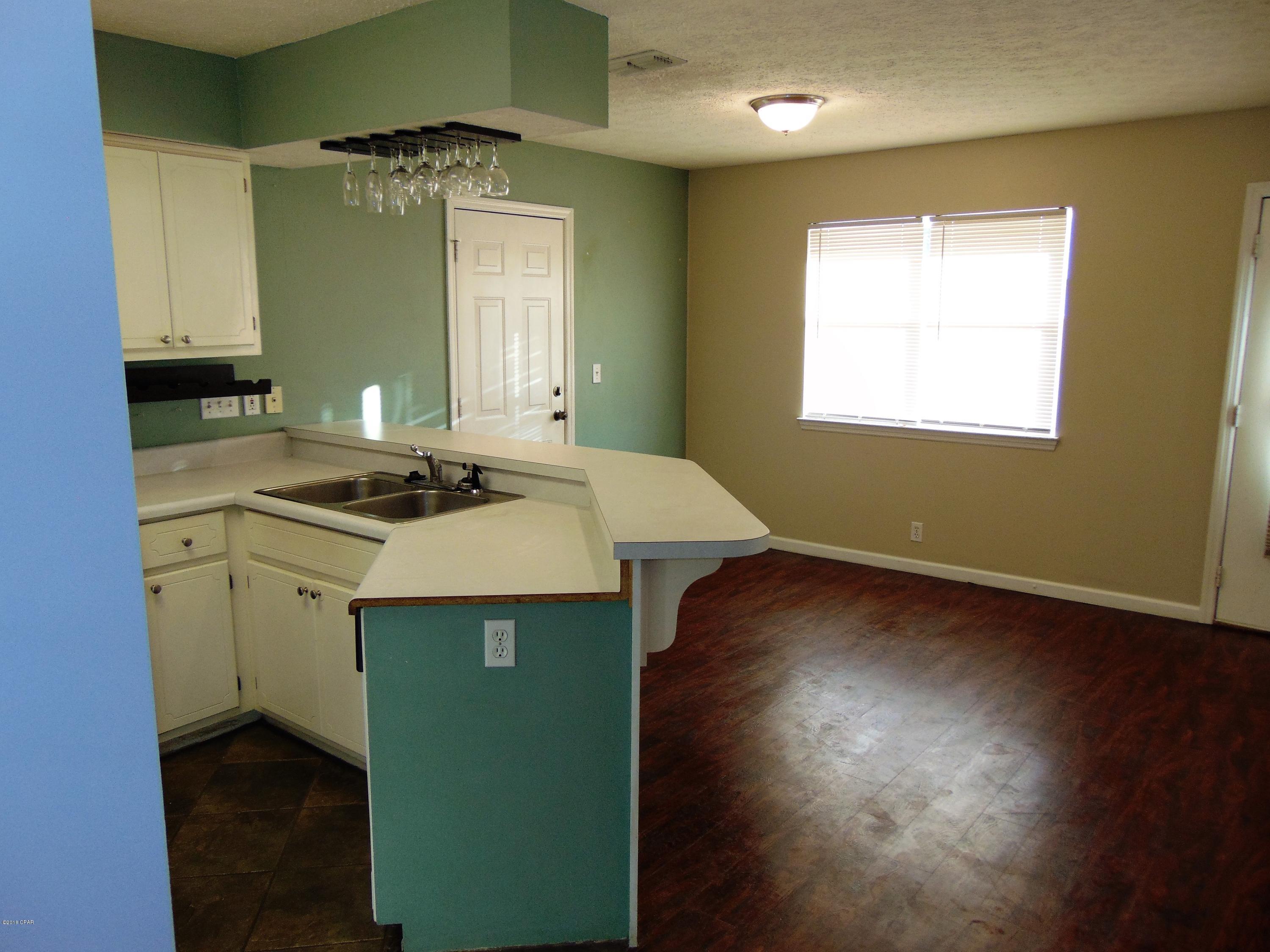 Venetian Villa - Residential Lease
